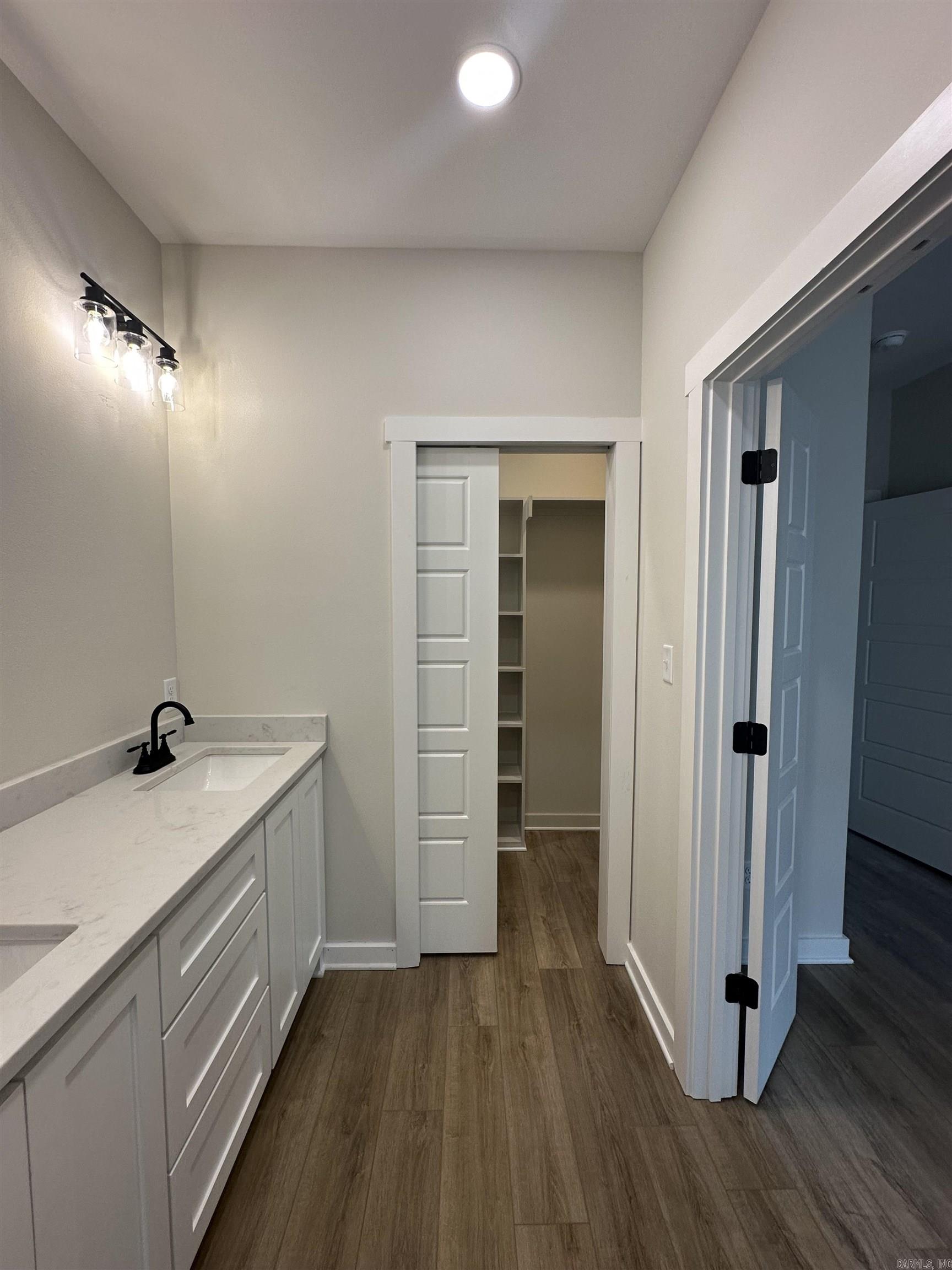 DICKINSON - Residential