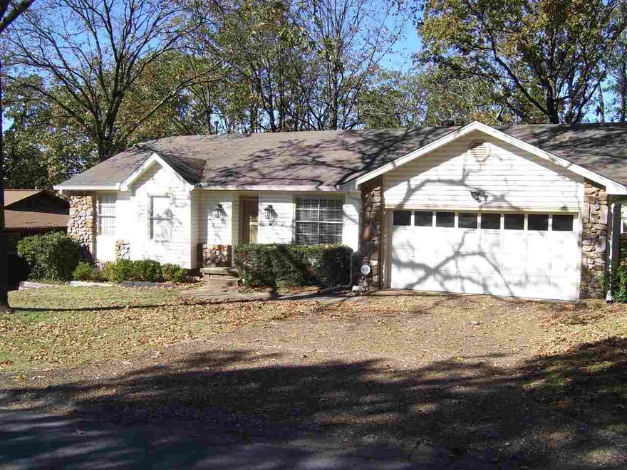 Wonderful move in ready home with many updates-vinyl siding-2011, AC-2012, roof-2010, deck-2011, dishwasher-2011, refrig-2014, washer/dryer-2014.  Storm doors on front and back, track lights in kitchen, formal dining and down the hall.  Schedule a showing of this home today! Measure of sf approx.