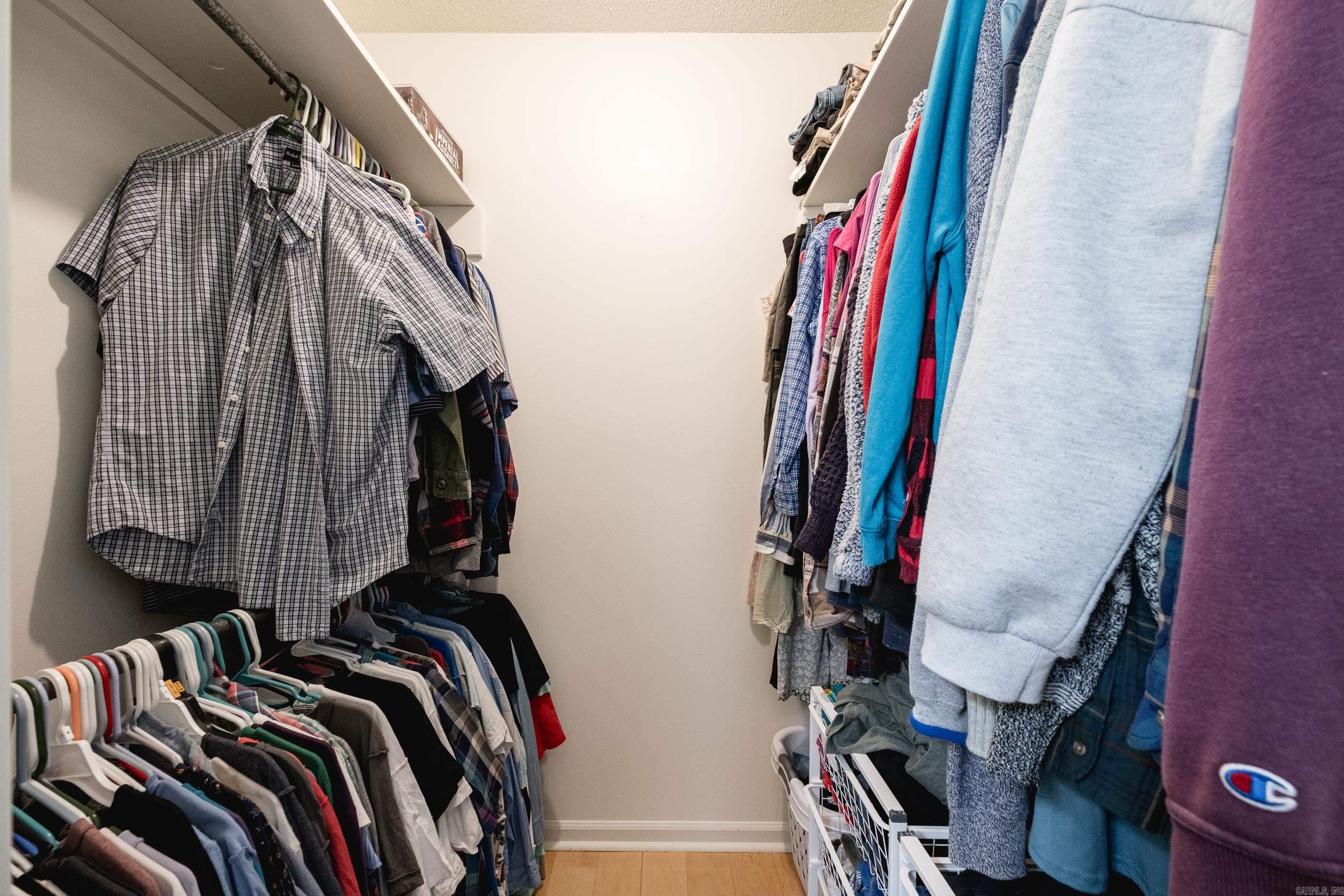 SMOKING OAKS ADD - Residential