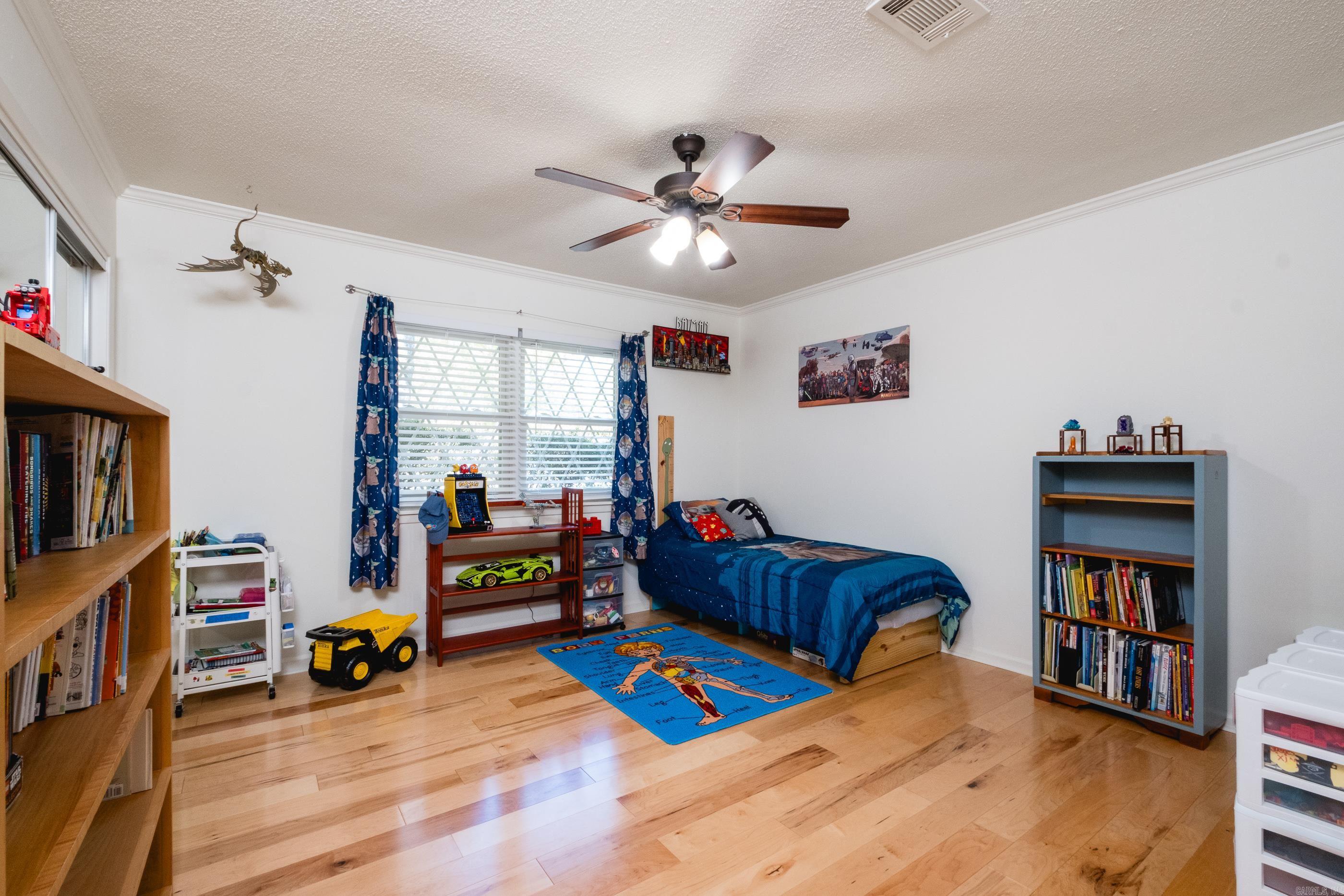 SMOKING OAKS ADD - Residential