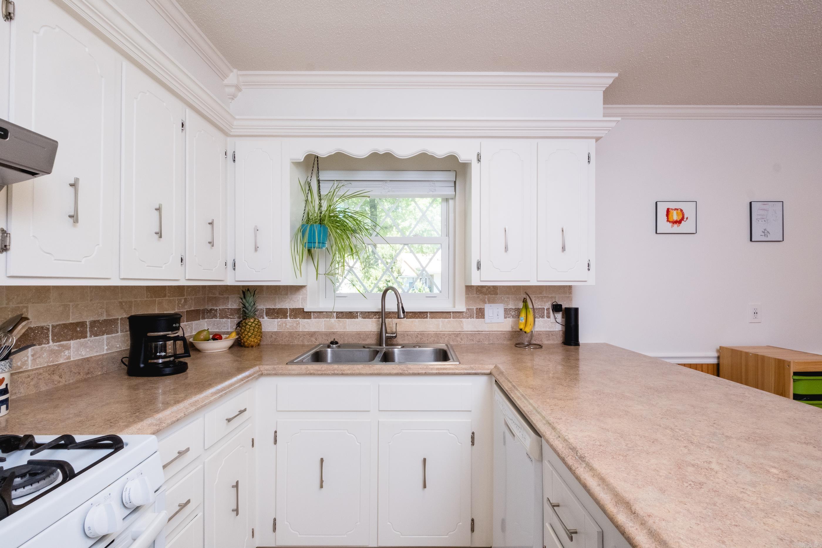 SMOKING OAKS ADD - Residential