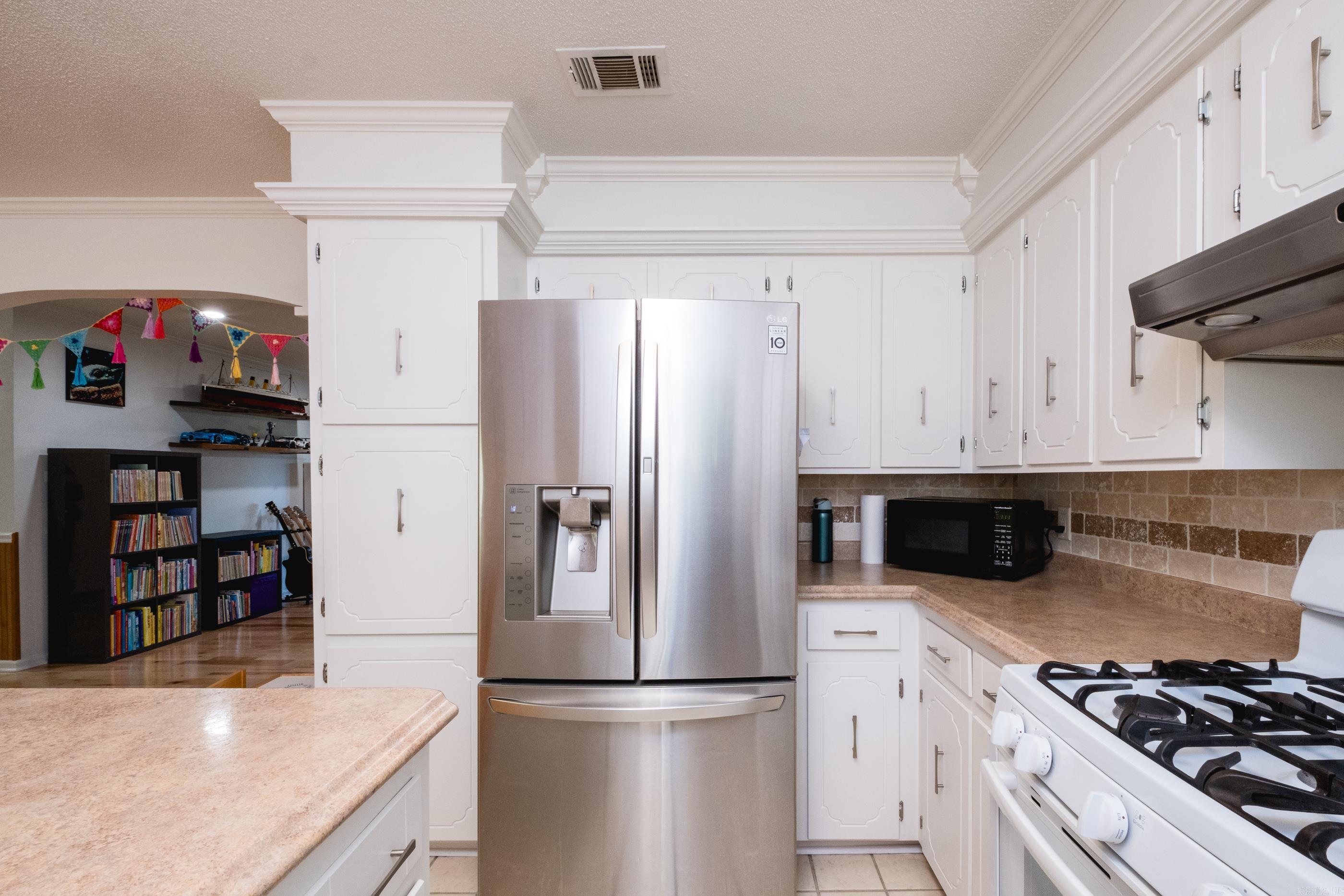 SMOKING OAKS ADD - Residential