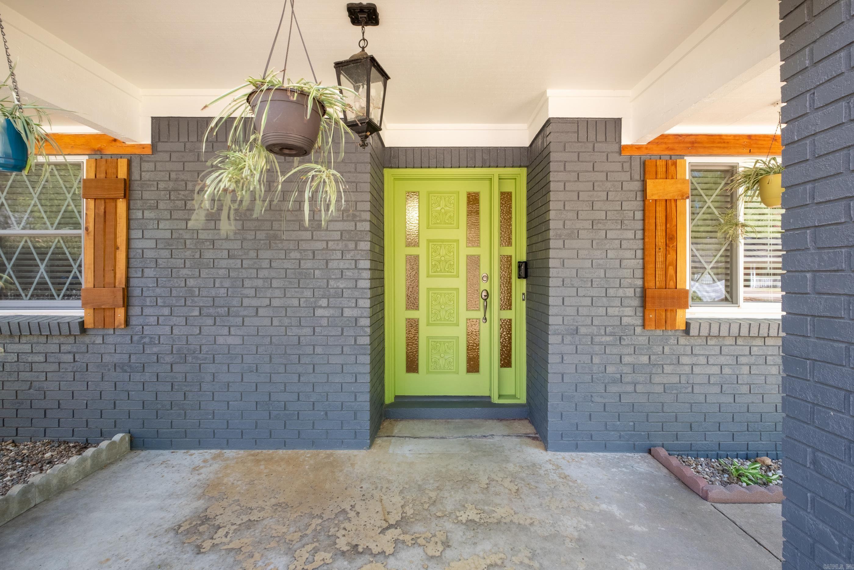 SMOKING OAKS ADD - Residential