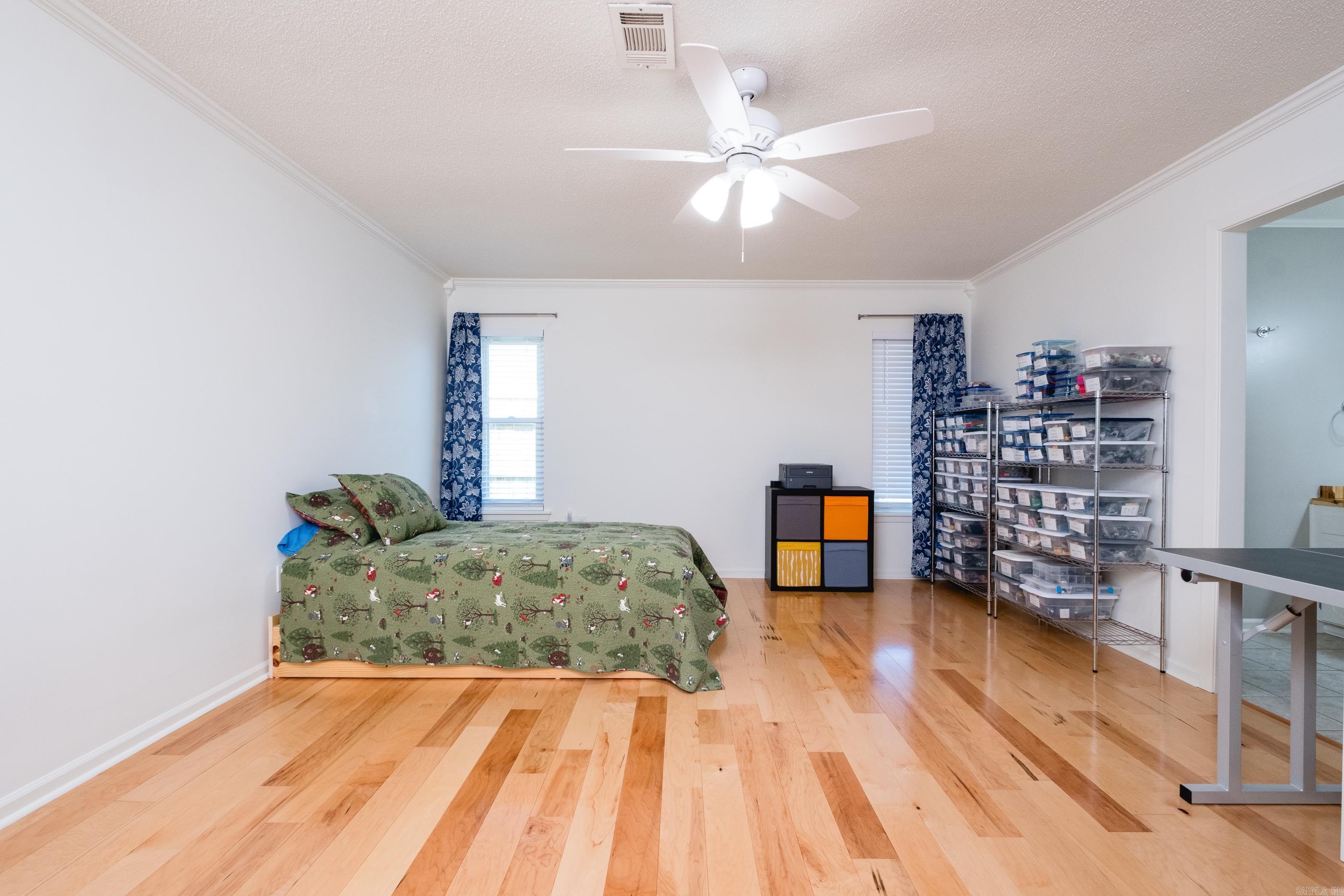 SMOKING OAKS ADD - Residential