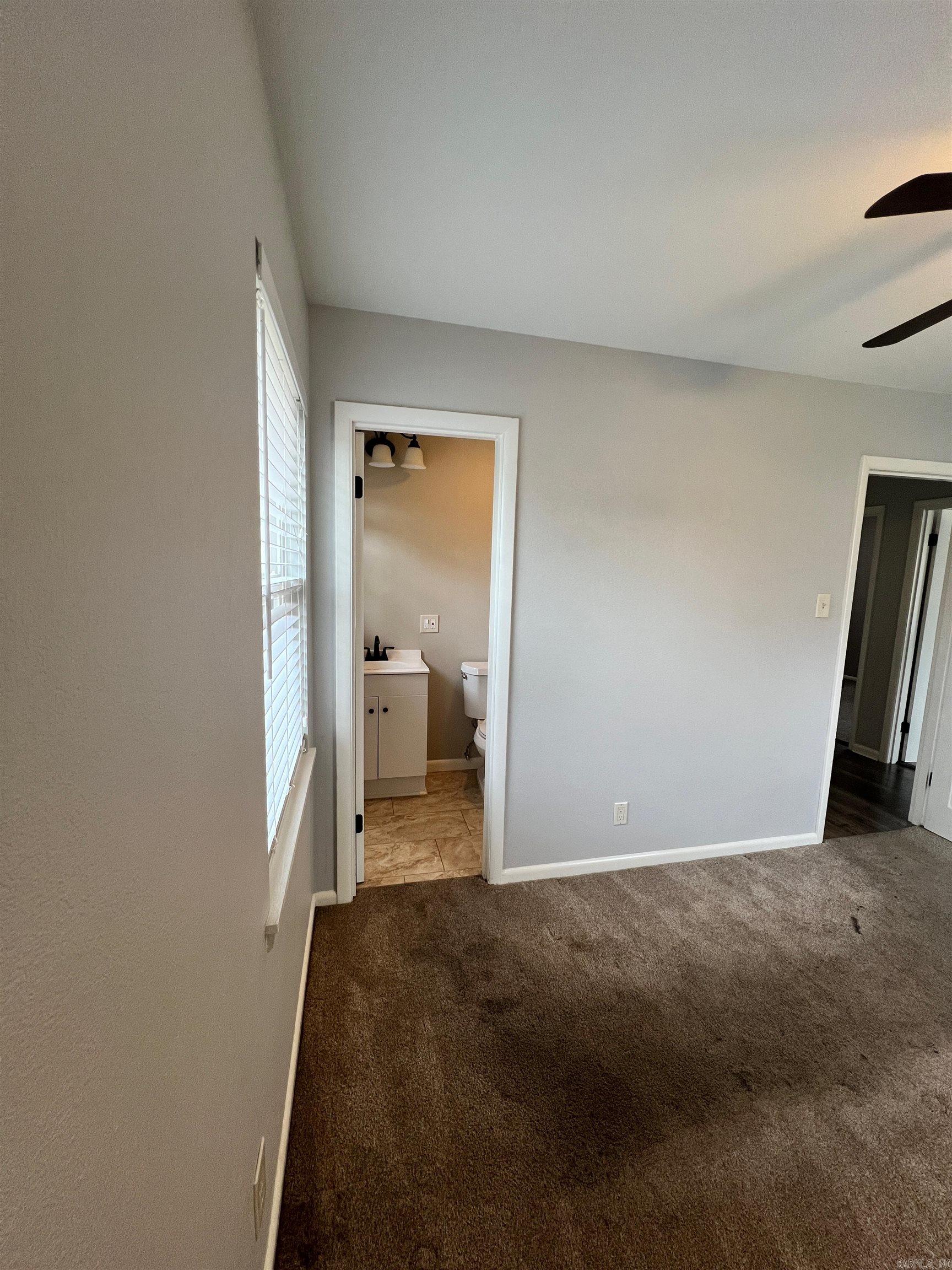 WAKEFIELD VILLAGE - Residential