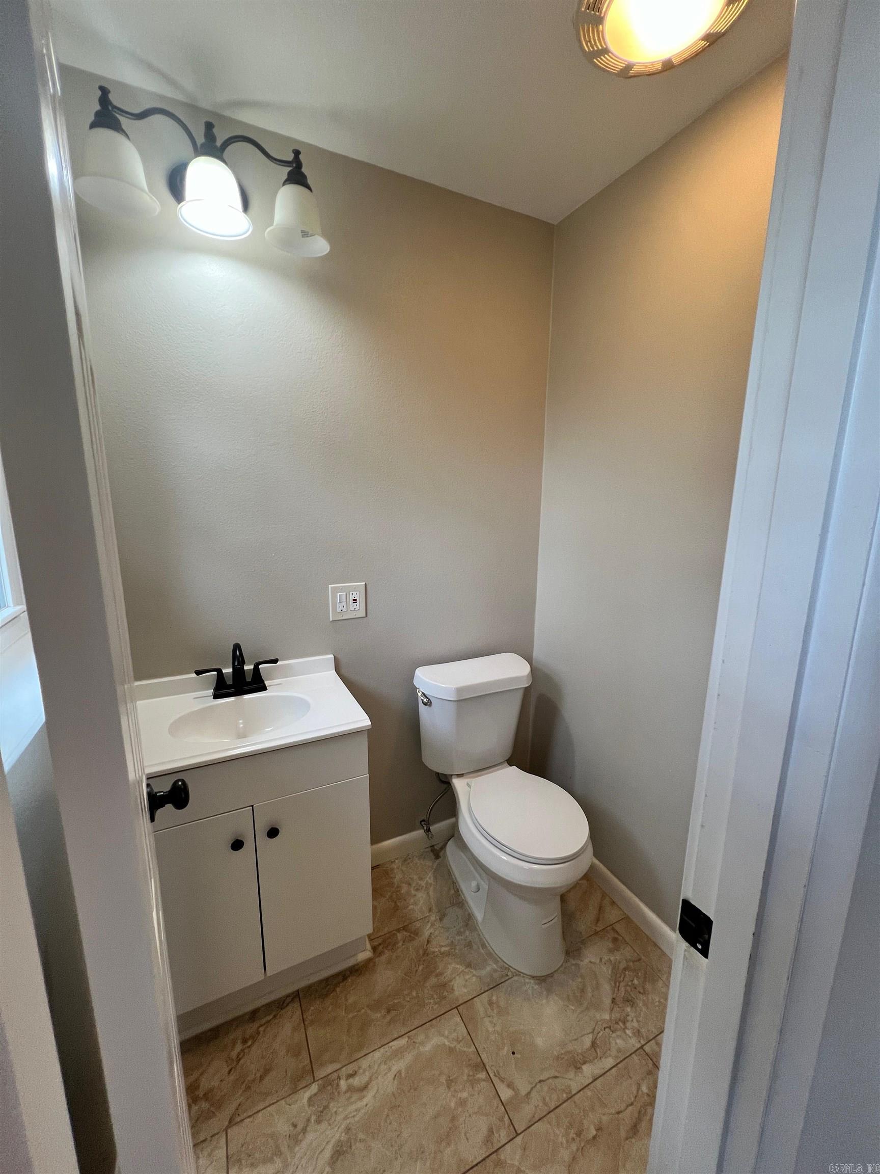 WAKEFIELD VILLAGE - Residential