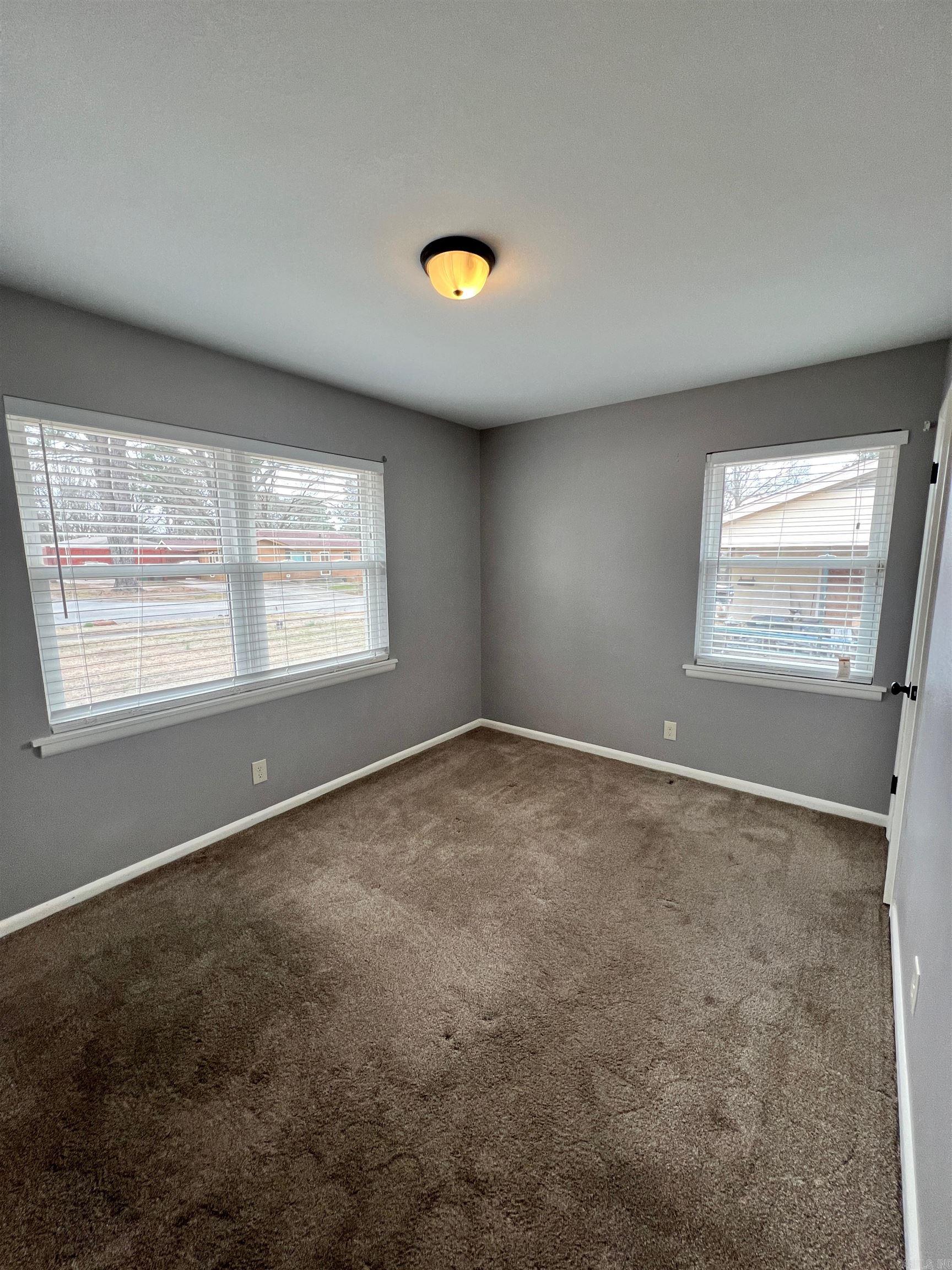 WAKEFIELD VILLAGE - Residential