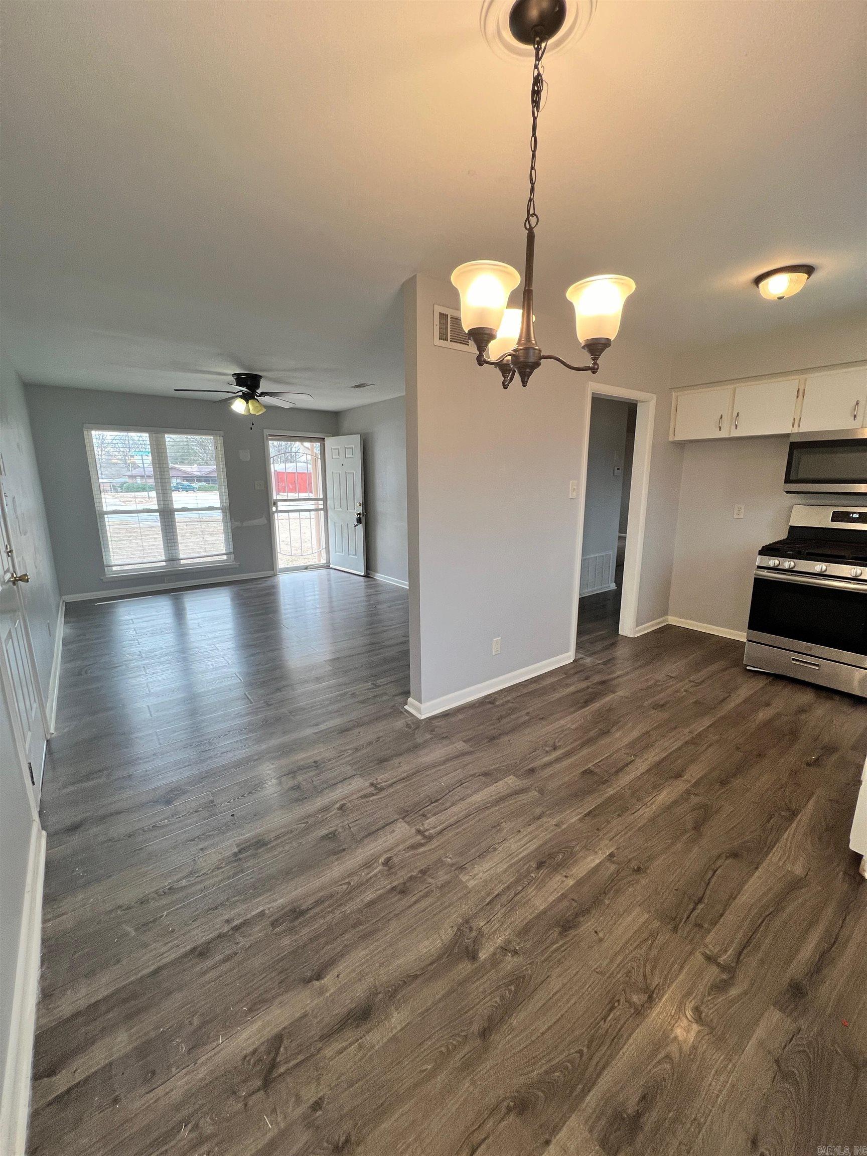 WAKEFIELD VILLAGE - Residential