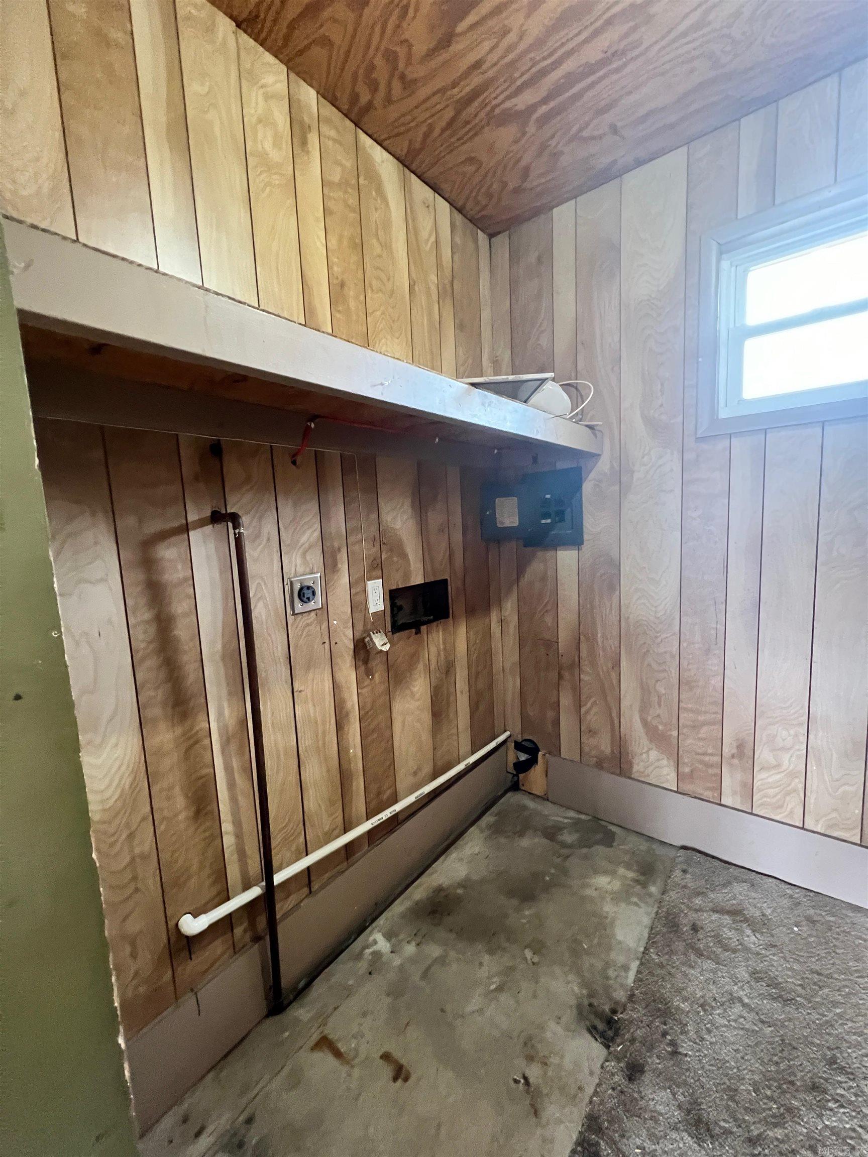 WAKEFIELD VILLAGE - Residential