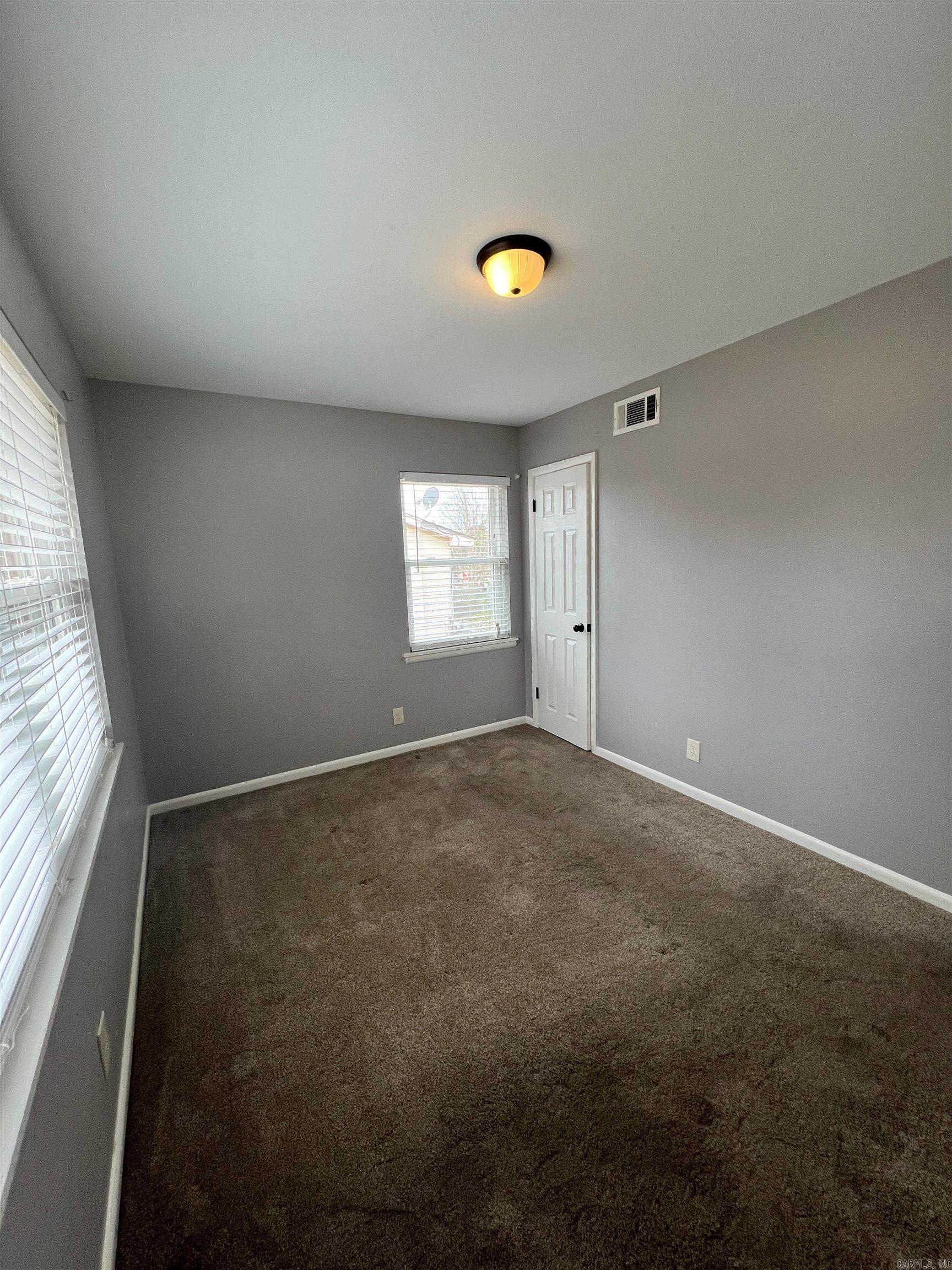 WAKEFIELD VILLAGE - Residential