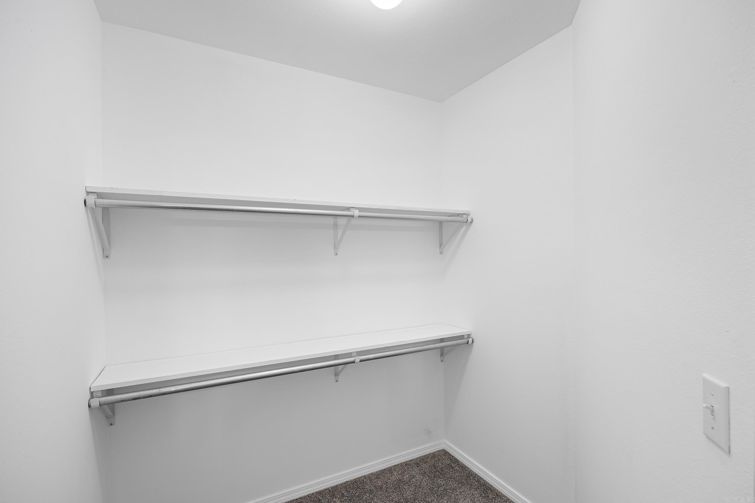 ASHBROOK ESTATES - Residential