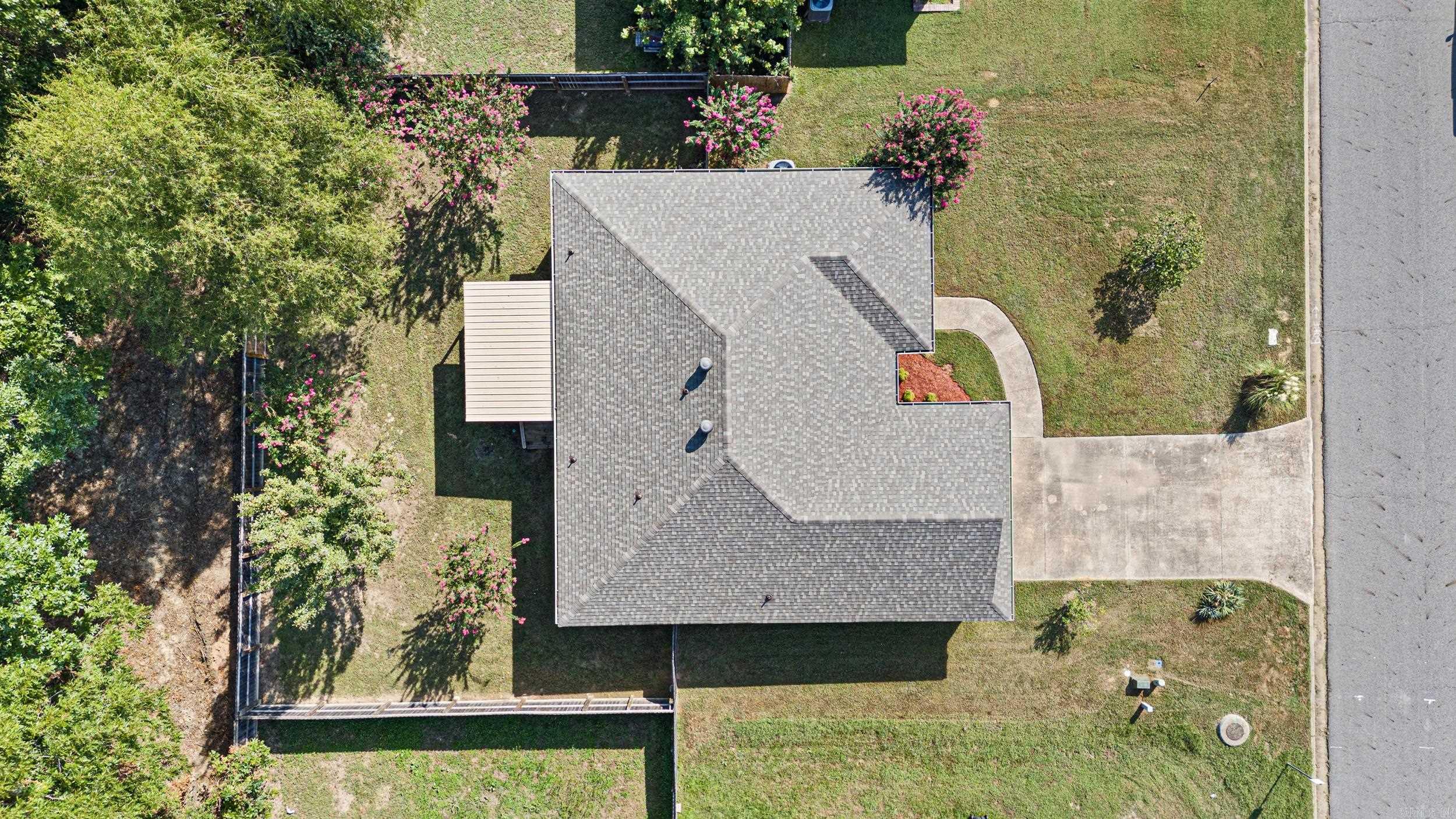 ASHBROOK ESTATES - Residential