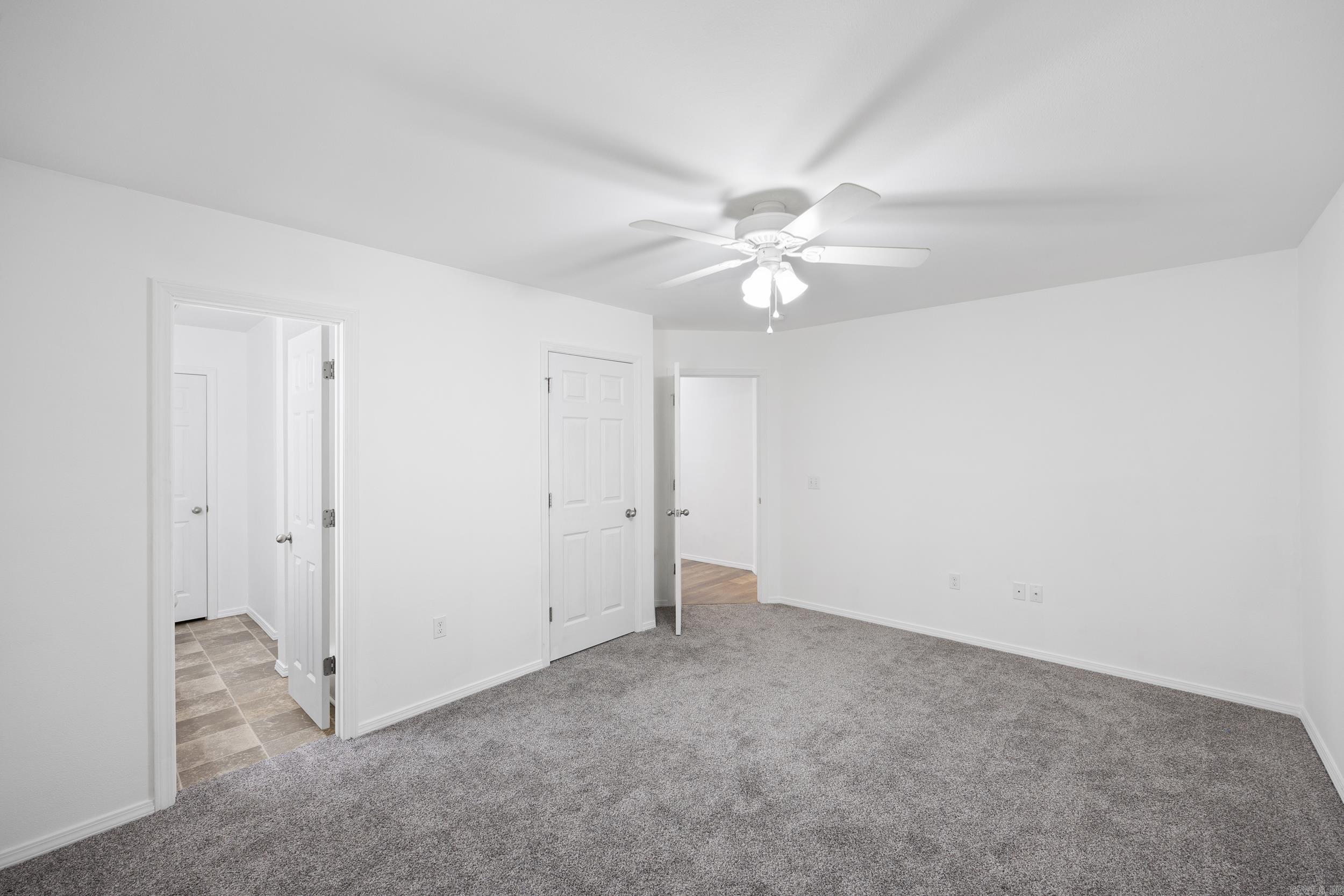ASHBROOK ESTATES - Residential