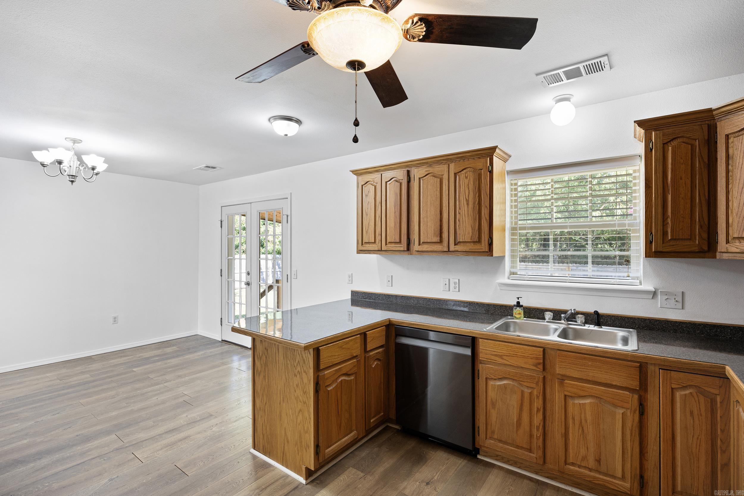 ASHBROOK ESTATES - Residential