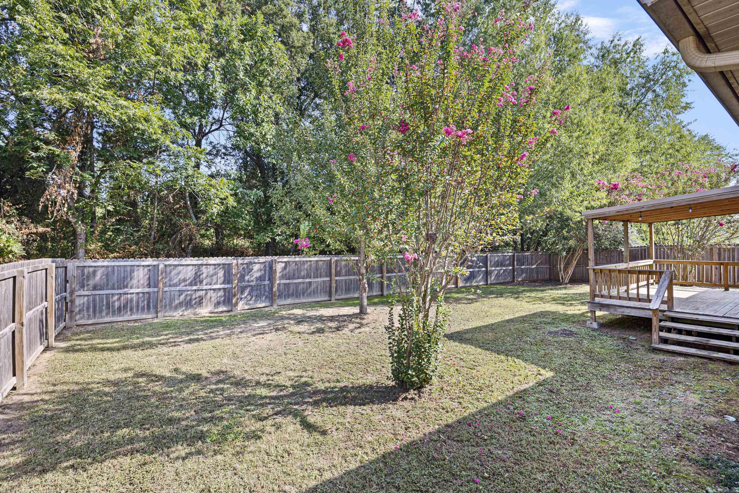 ASHBROOK ESTATES - Residential