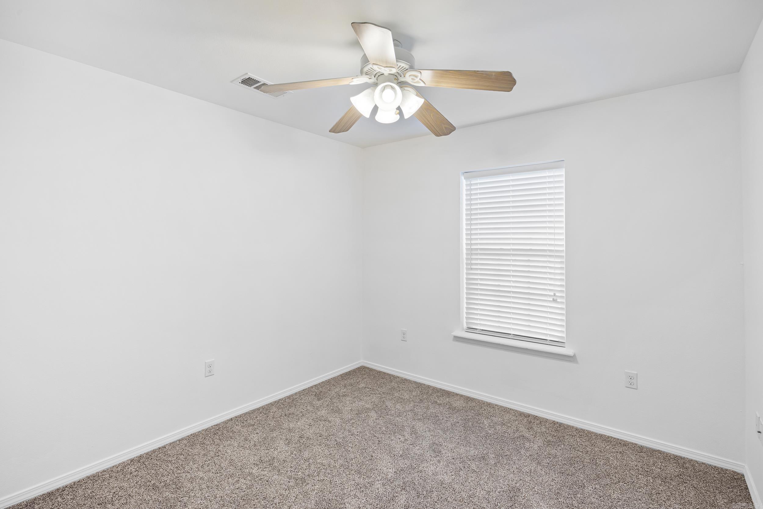ASHBROOK ESTATES - Residential