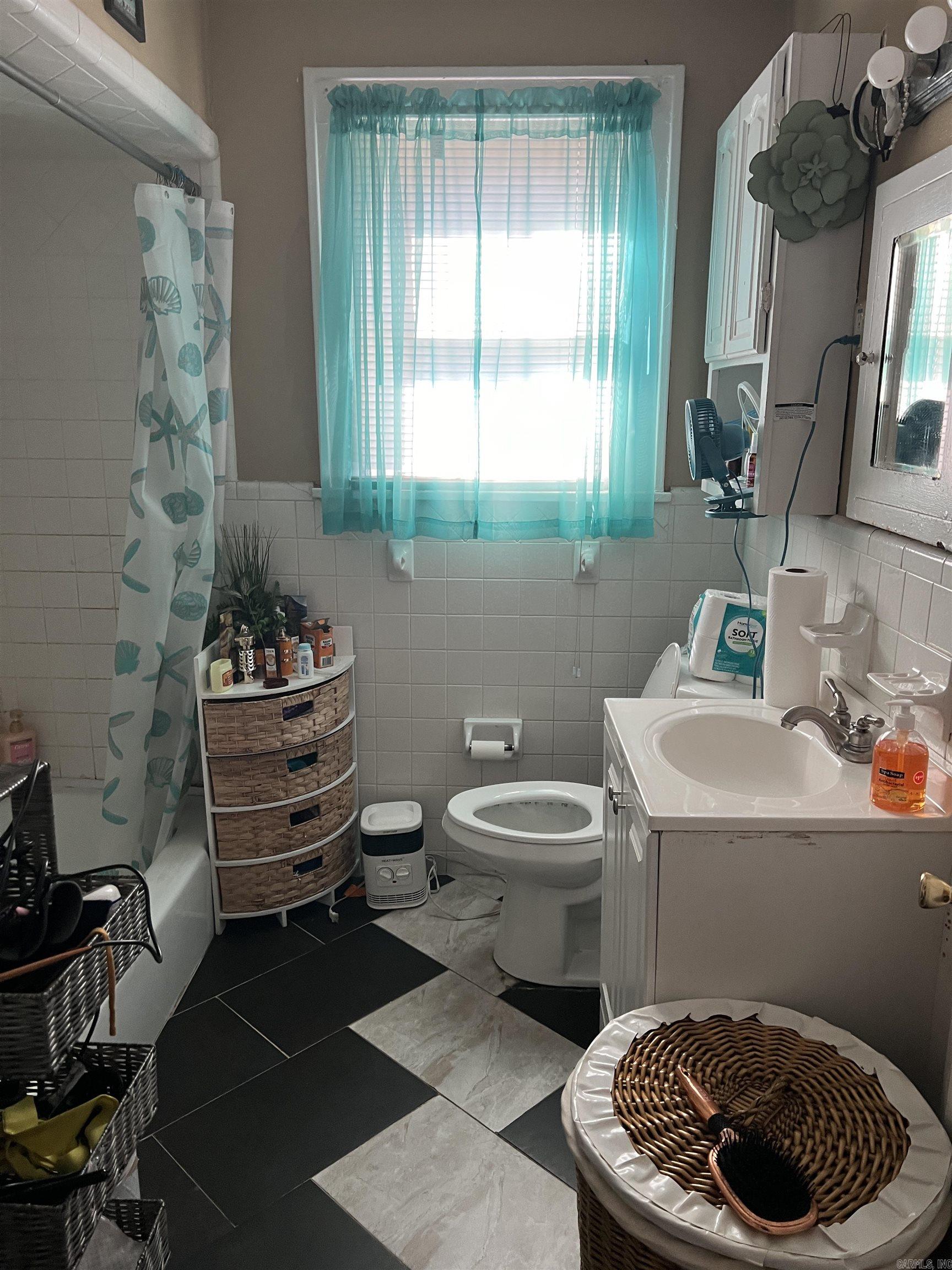 CHERRY & COX - Residential