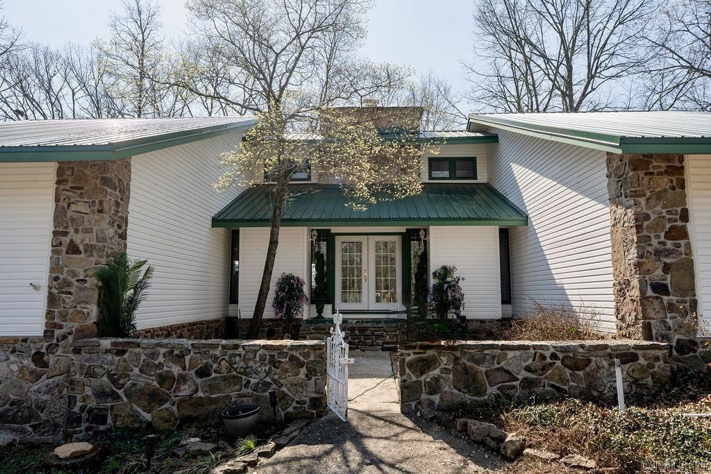 MYSTIC ISLE - Residential