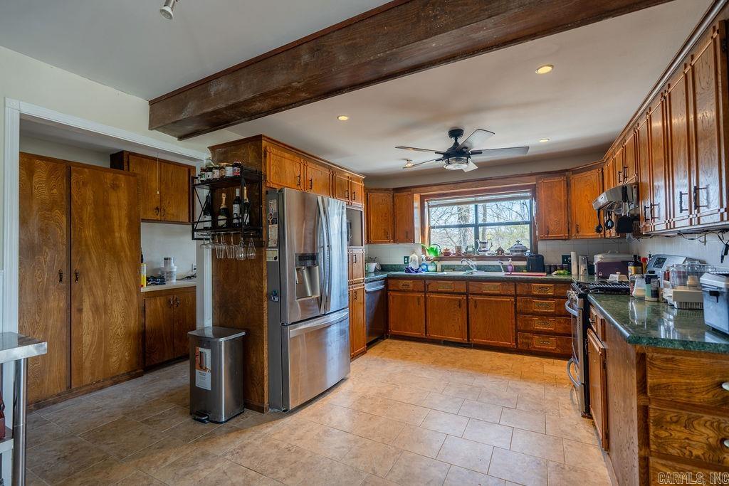 MYSTIC ISLE - Residential