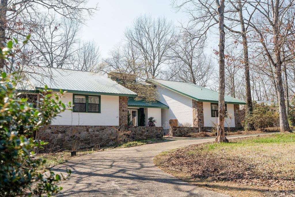 MYSTIC ISLE - Residential