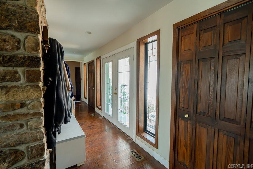 MYSTIC ISLE - Residential