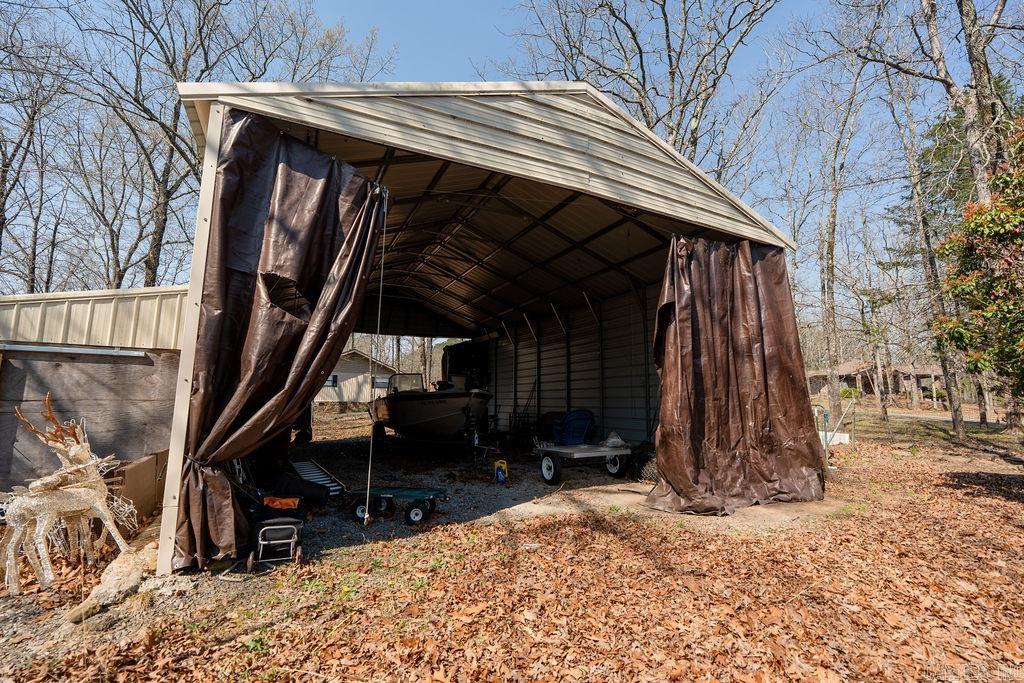 MYSTIC ISLE - Residential