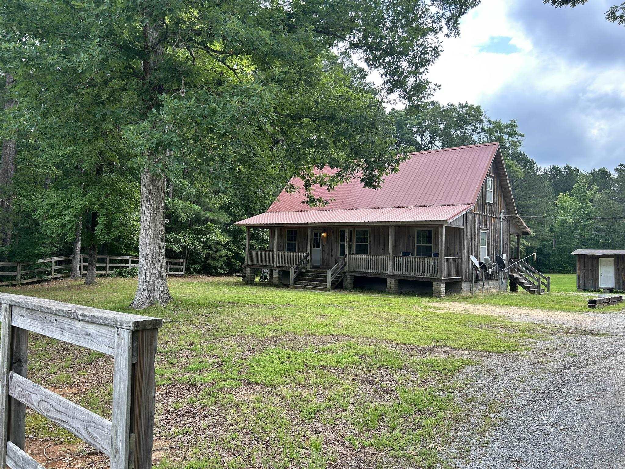 DEER CREEK ESTATES - Residential