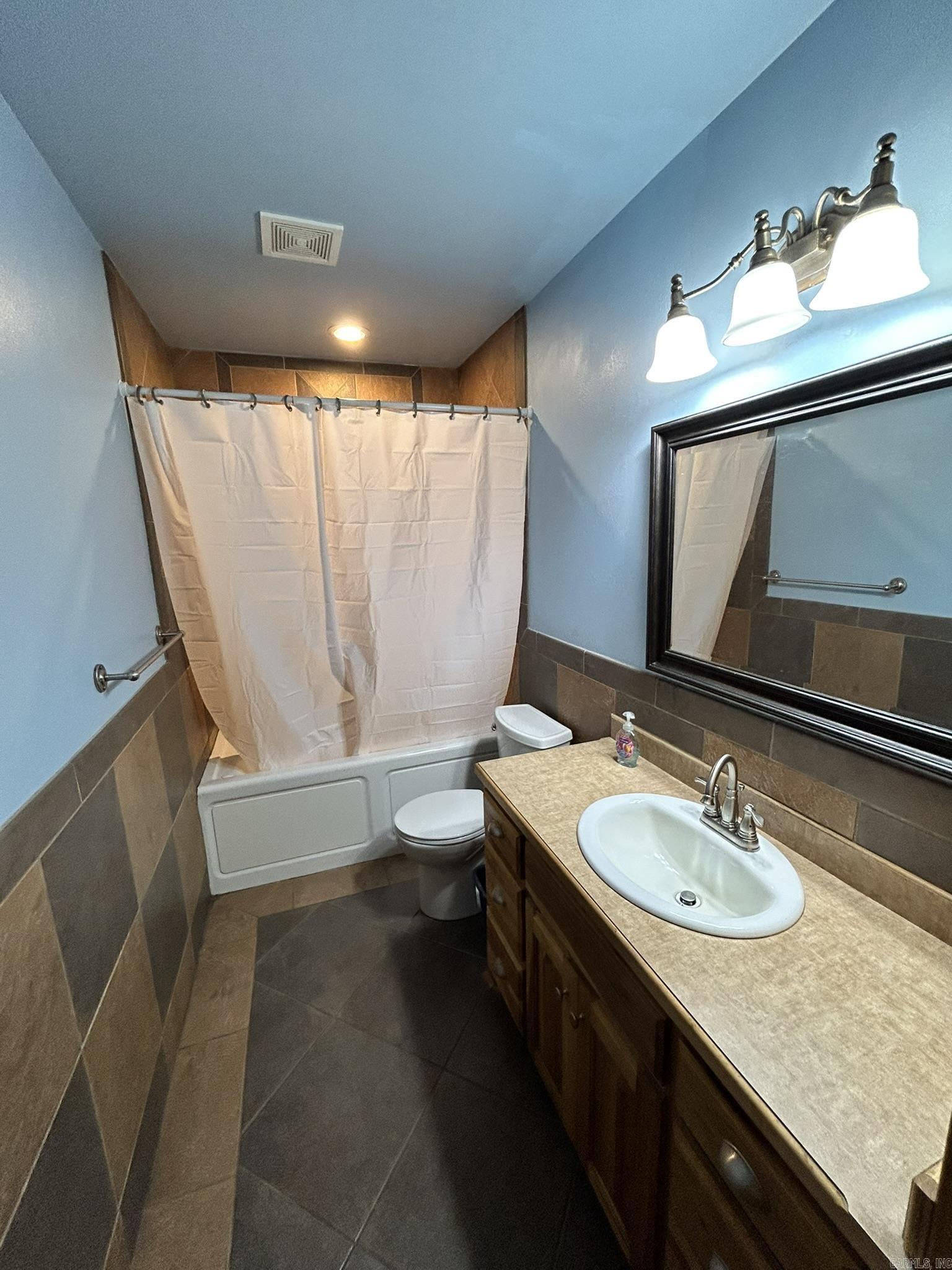 DEER CREEK ESTATES - Residential