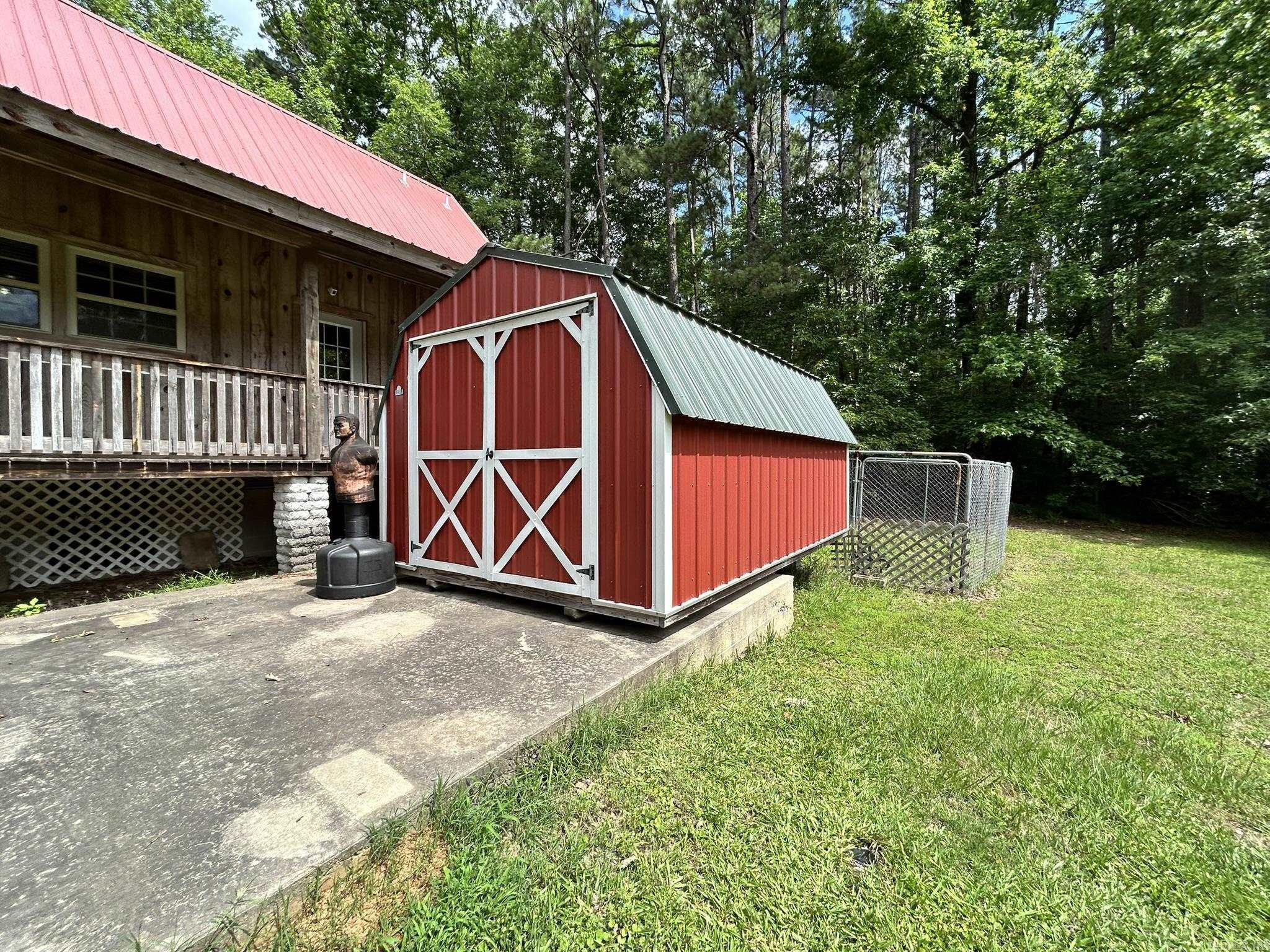 DEER CREEK ESTATES - Residential