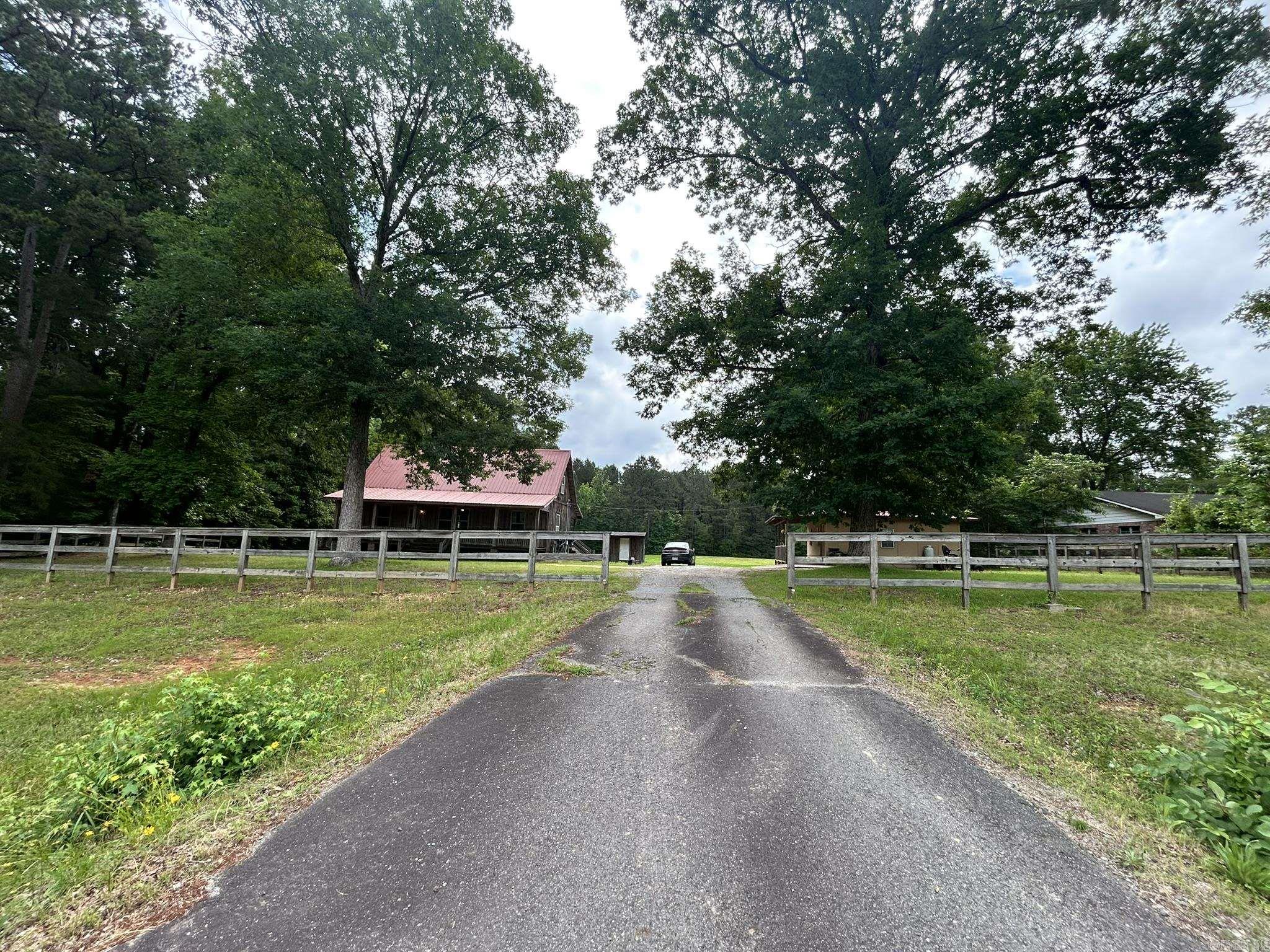 DEER CREEK ESTATES - Residential