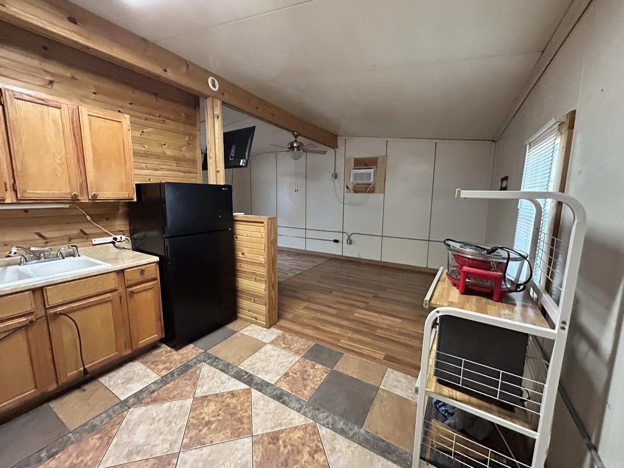 DEER CREEK ESTATES - Residential