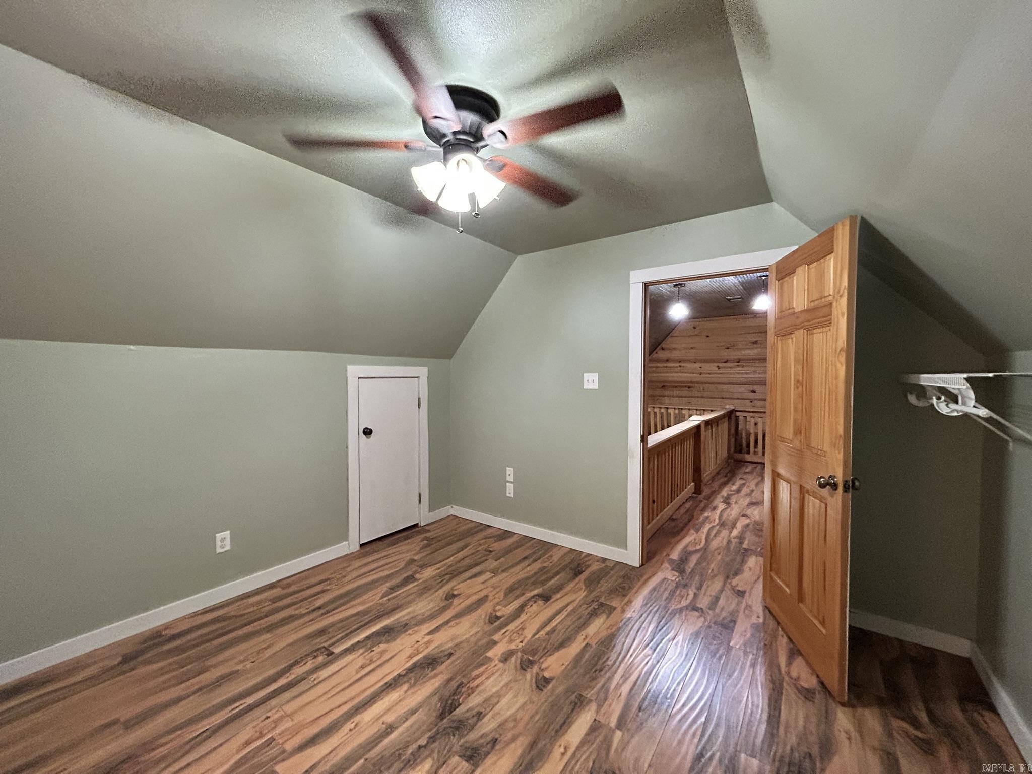 DEER CREEK ESTATES - Residential