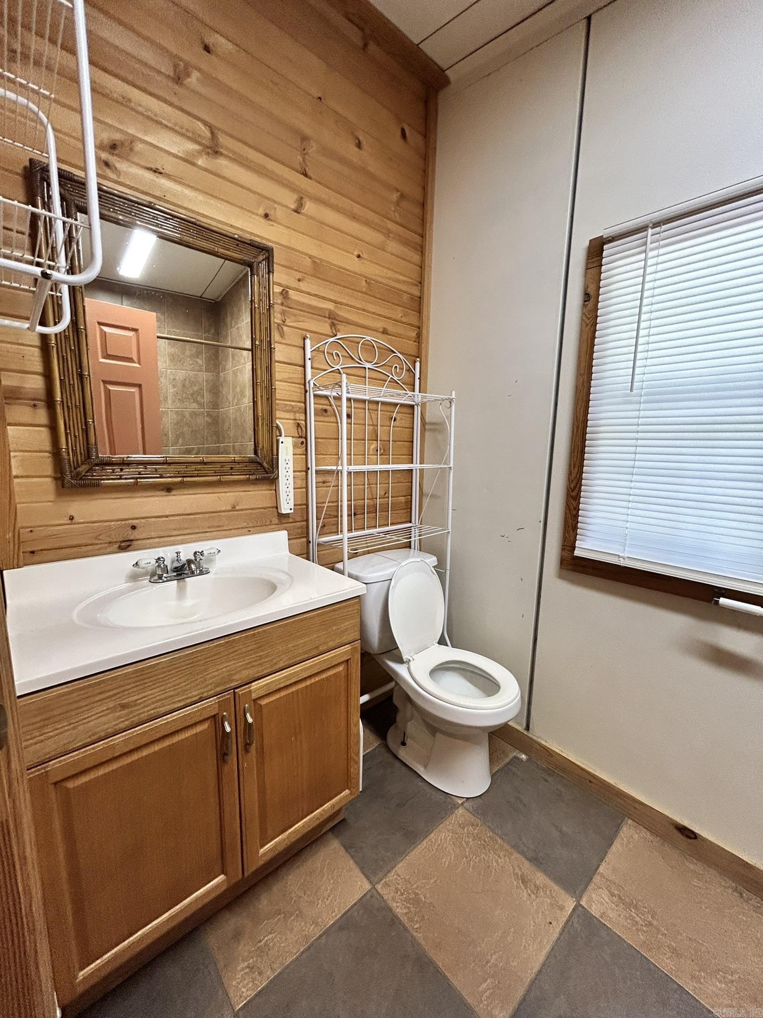 DEER CREEK ESTATES - Residential
