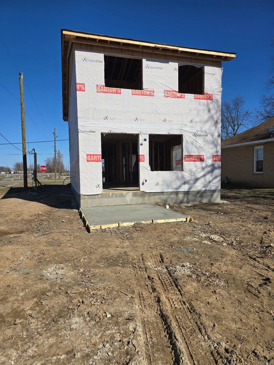 Welcome home to your custom-build home in one of the safest cities of Mississippi county. 3 bedrooms, 2 bathrooms, spacious, attached garage, with new and modern finishes. New range oven, microwave, and dishwasher.