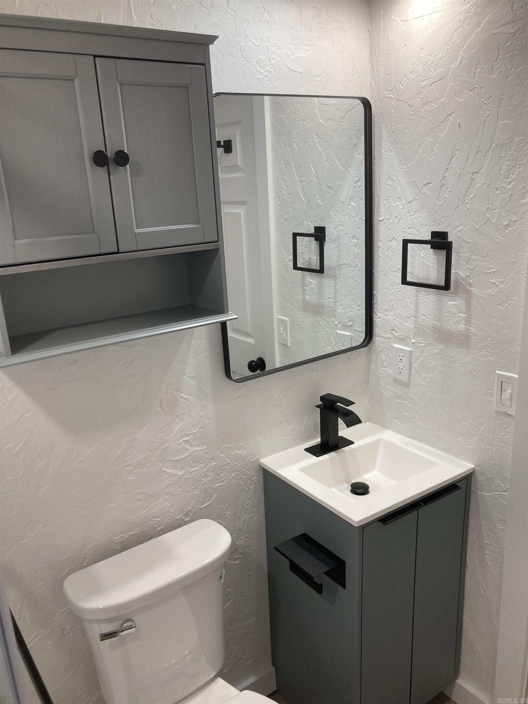 Mena Original - Residential