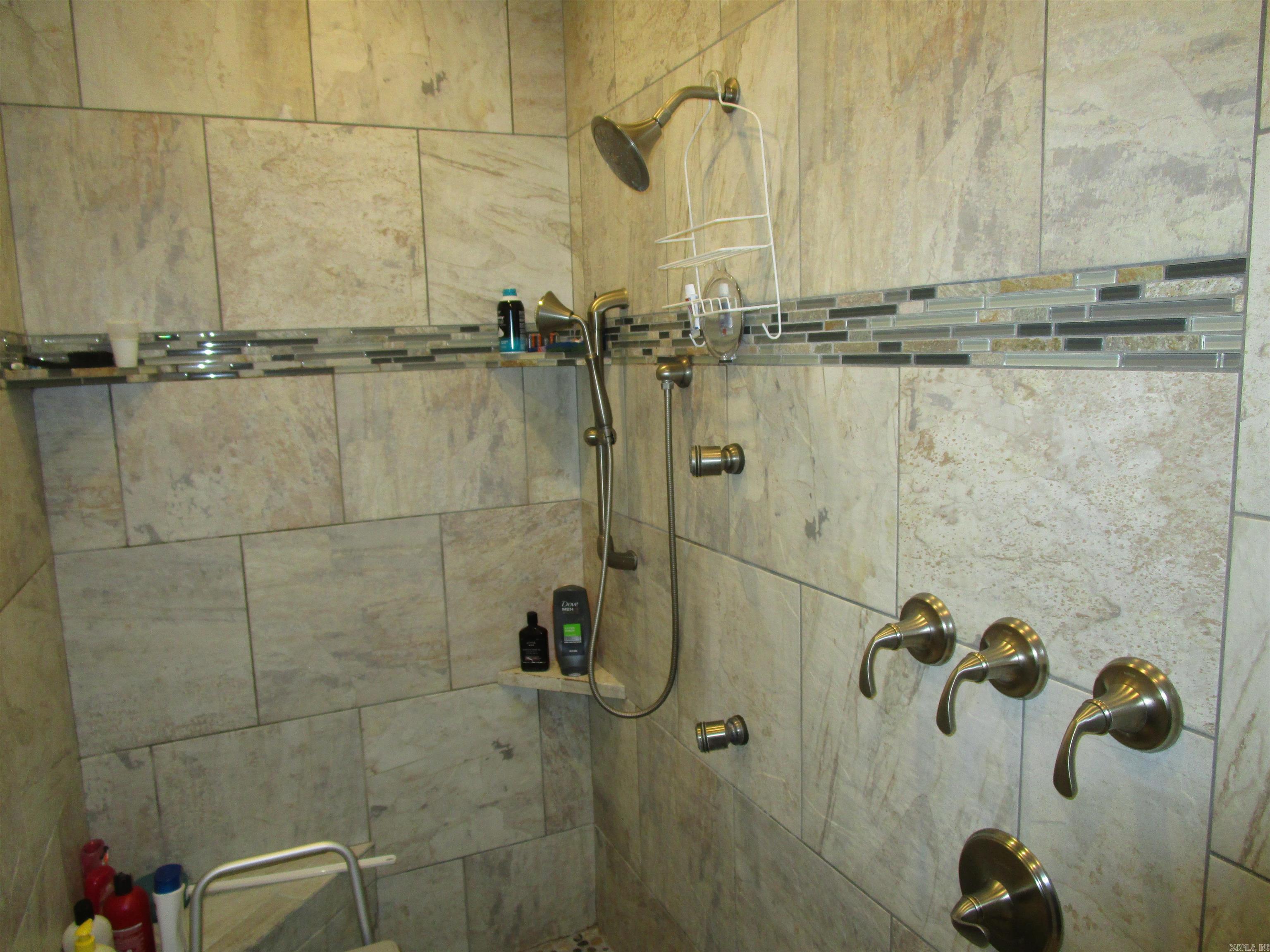 MAGNOLIA - Residential