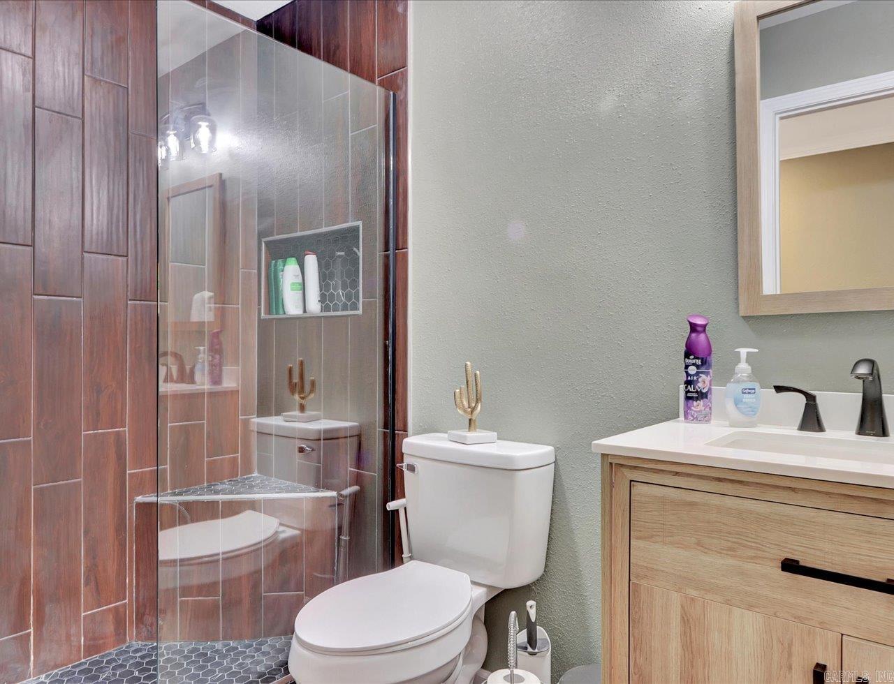 HAMILTON OAKS HPR - Residential