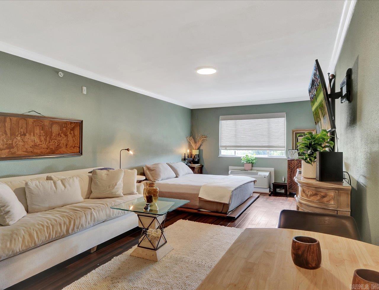 HAMILTON OAKS HPR - Residential