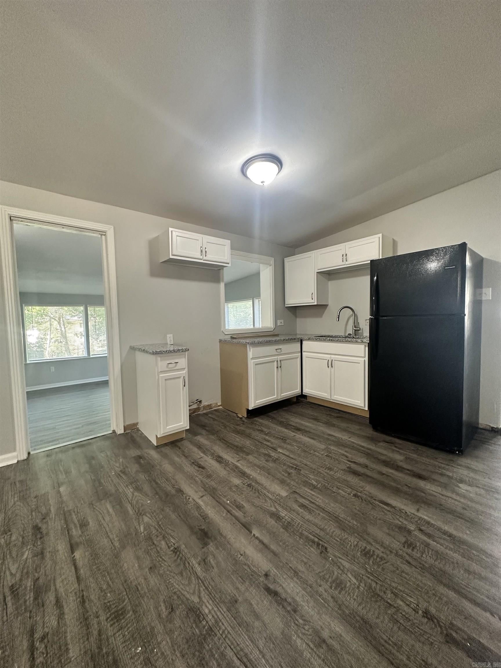 MEADOWCLIFF - Residential