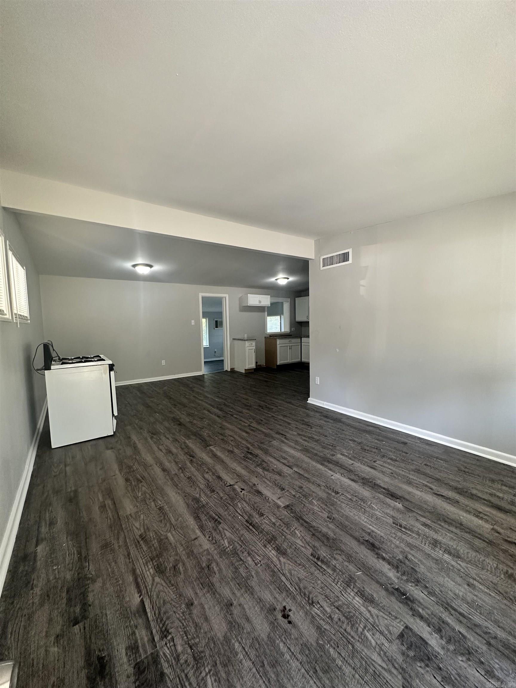 MEADOWCLIFF - Residential