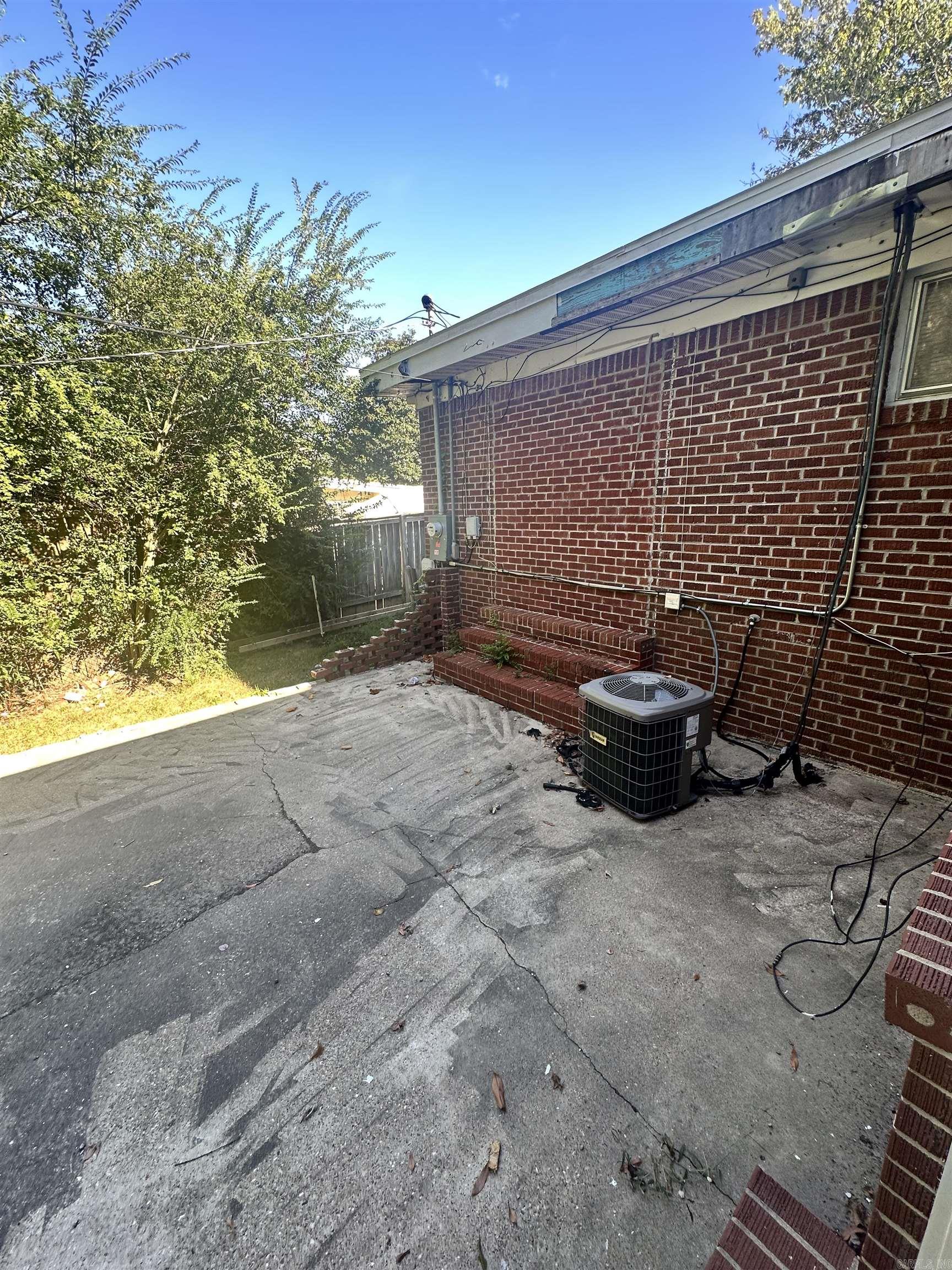 MEADOWCLIFF - Residential