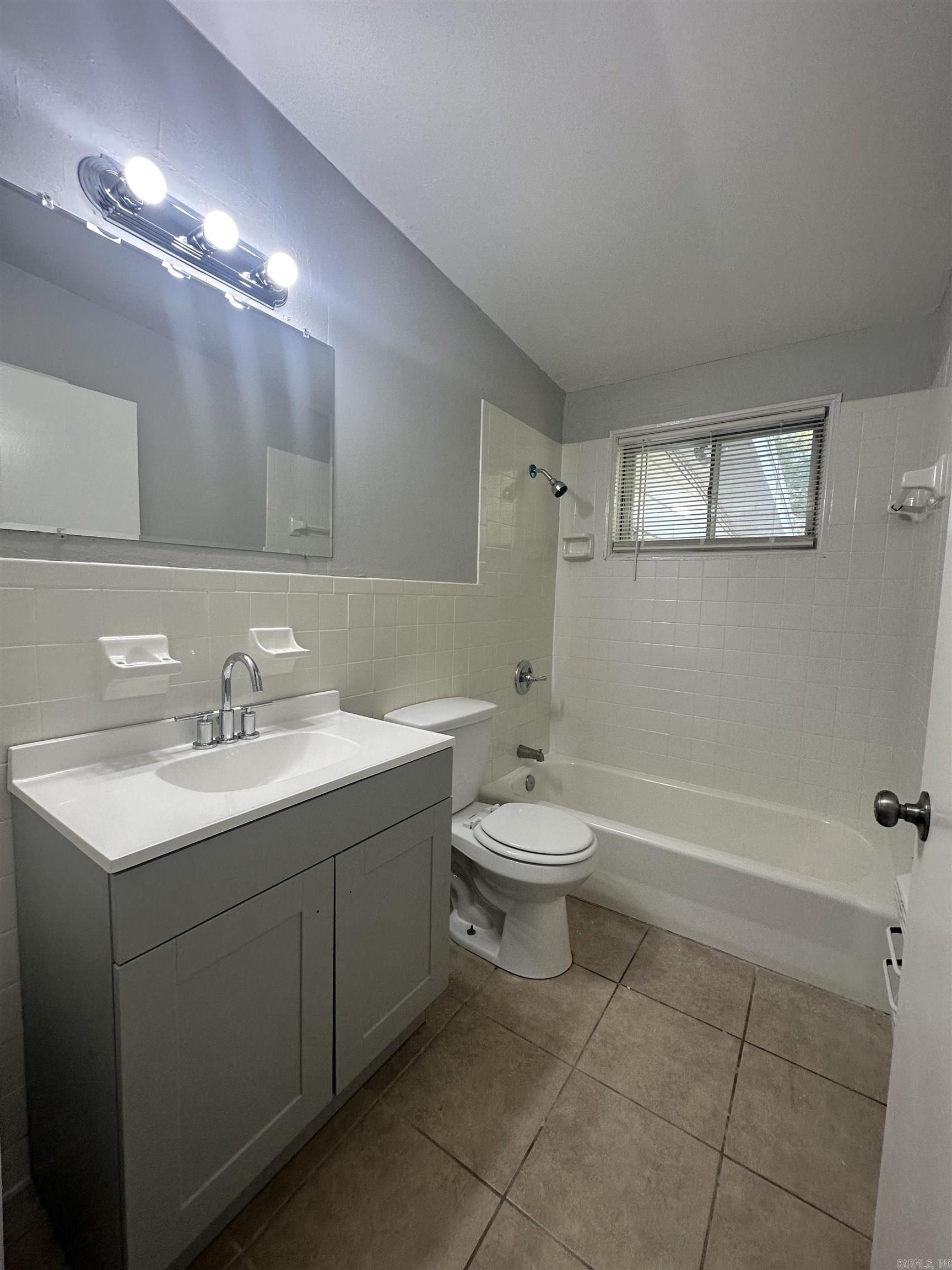 MEADOWCLIFF - Residential