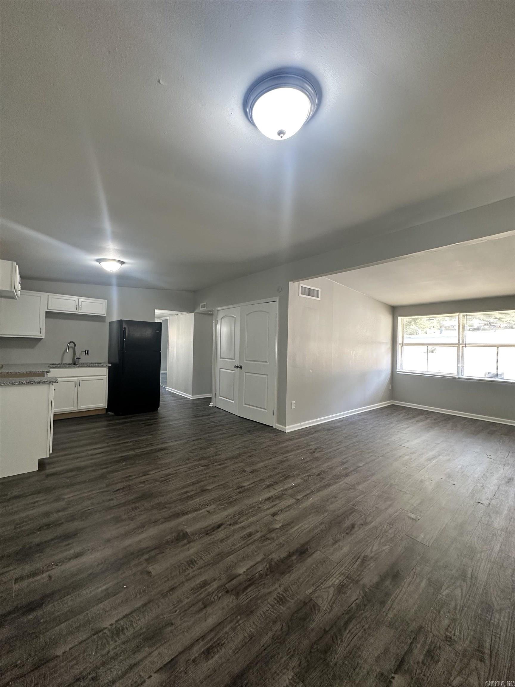 MEADOWCLIFF - Residential