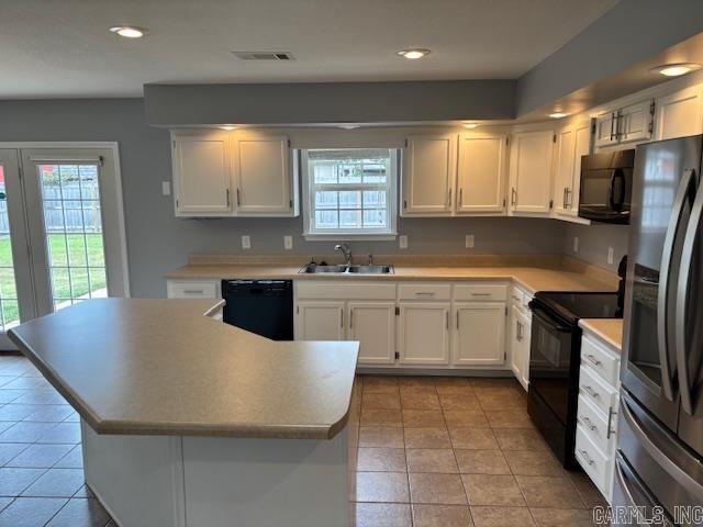 WINDSOR LANDING - Residential