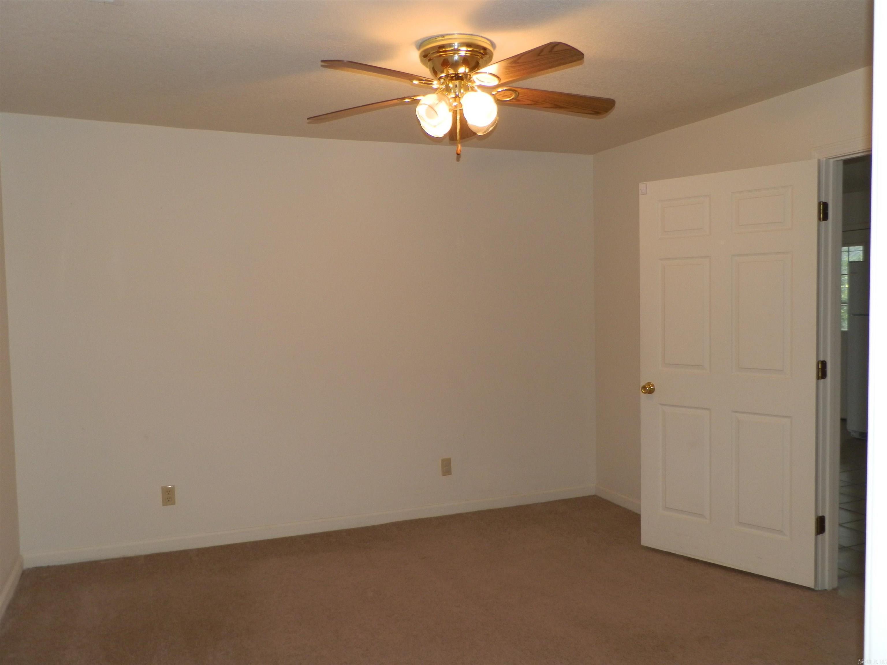 Thompson & Cos - Residential Lease