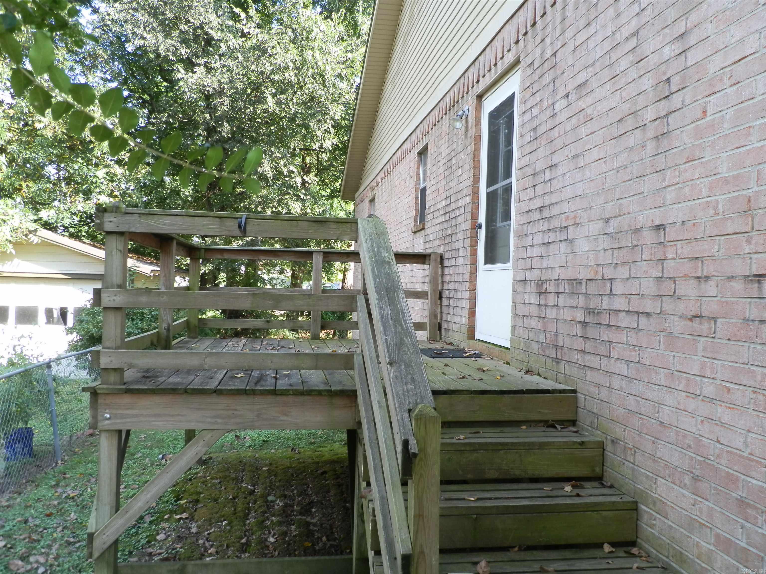 Thompson & Cos - Residential Lease