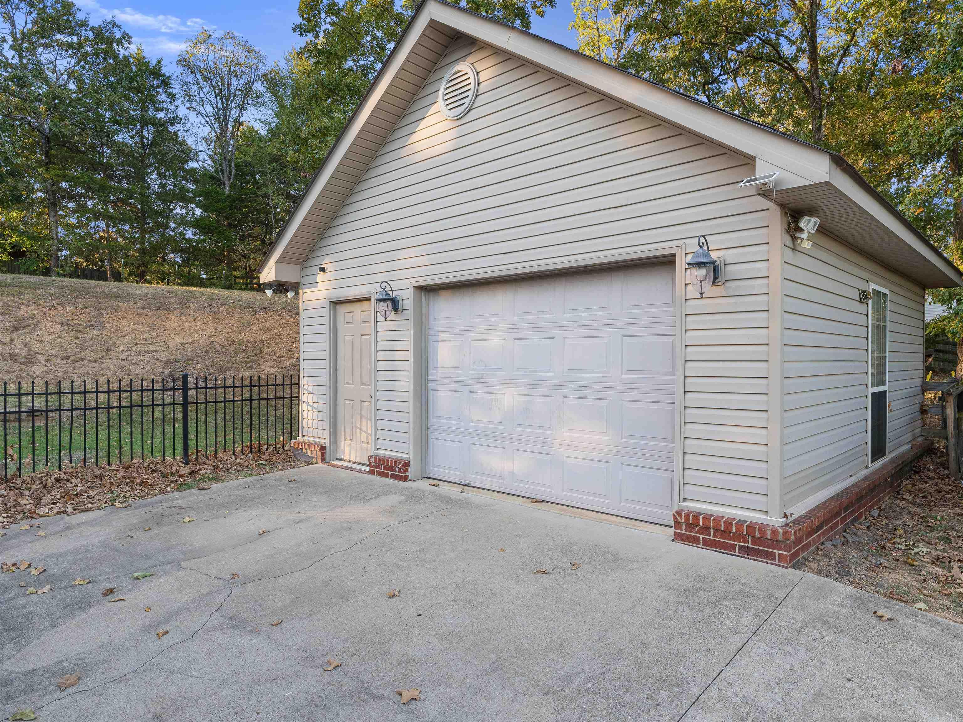 Hidden Lakes - Residential