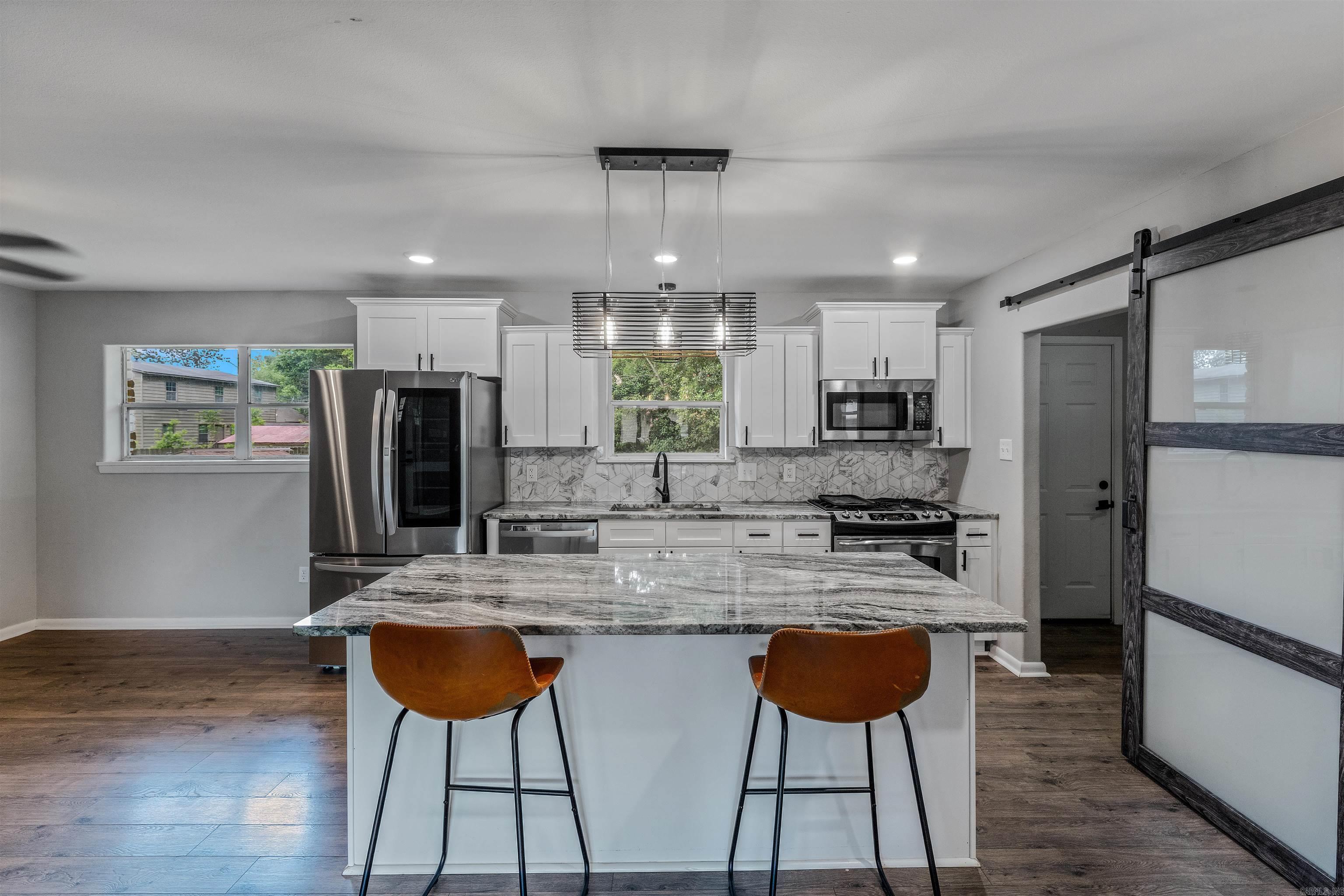 TROUTT - Residential