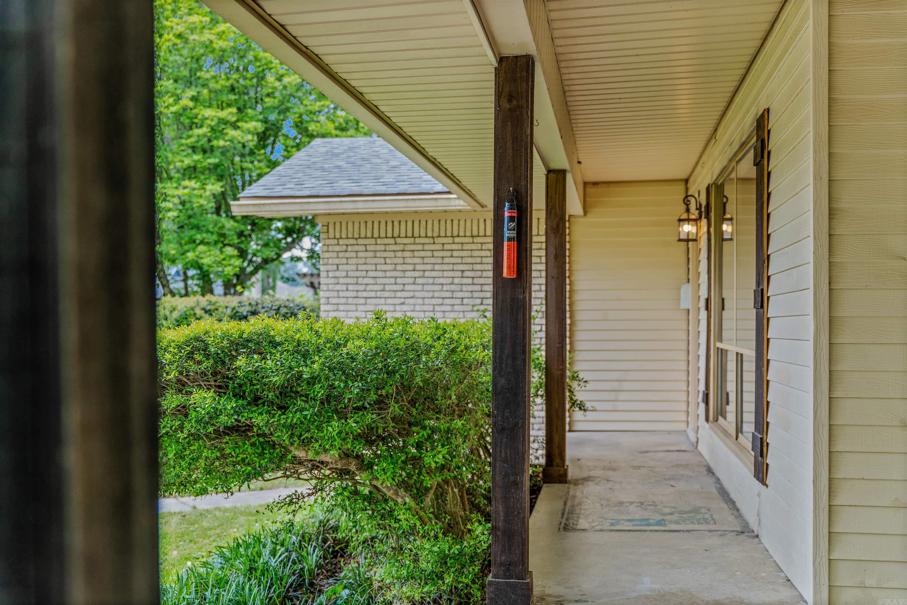 TROUTT - Residential