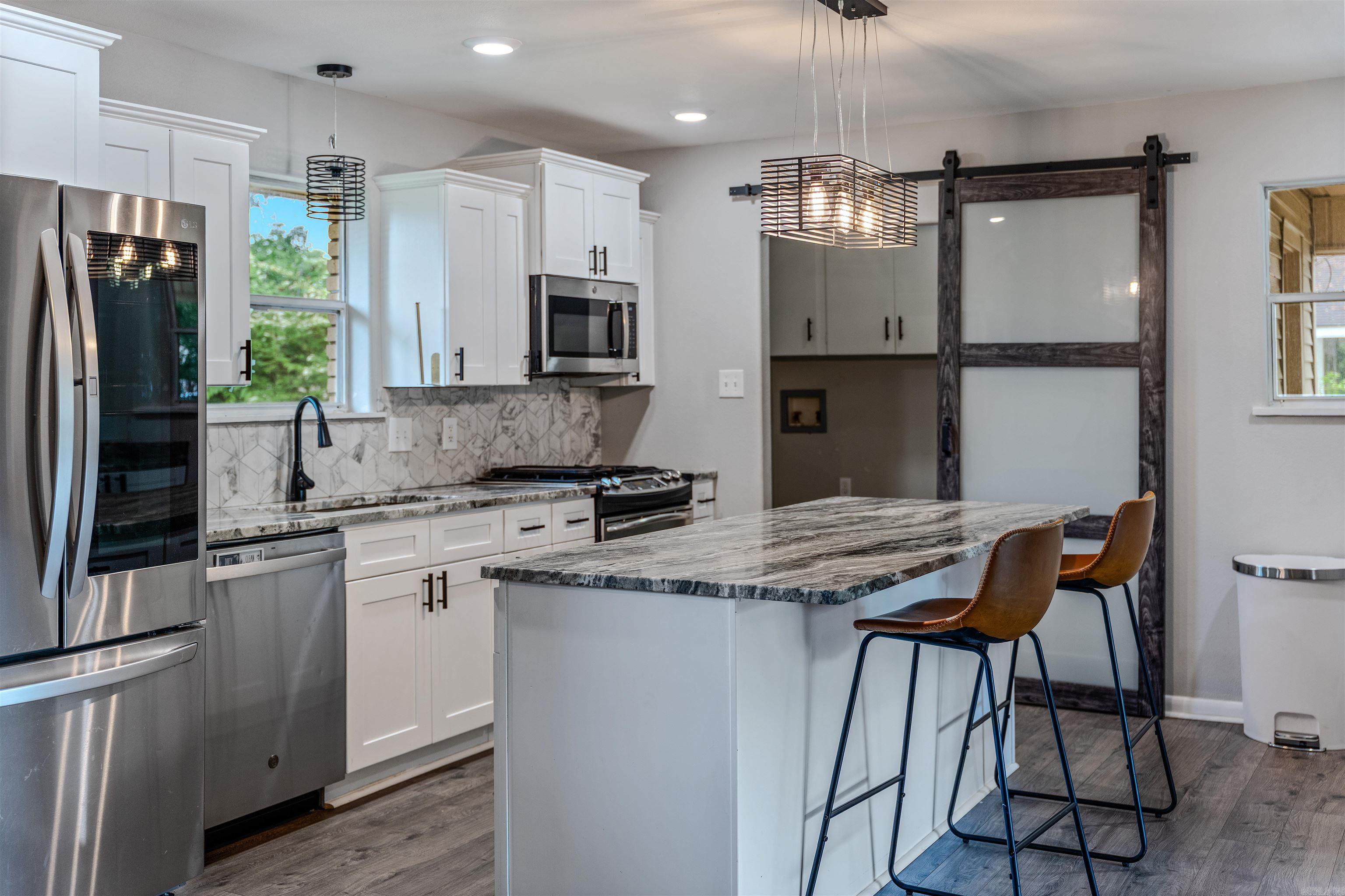 TROUTT - Residential